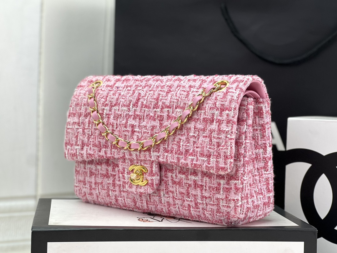 Chanel Classic Flap Bag 25cm