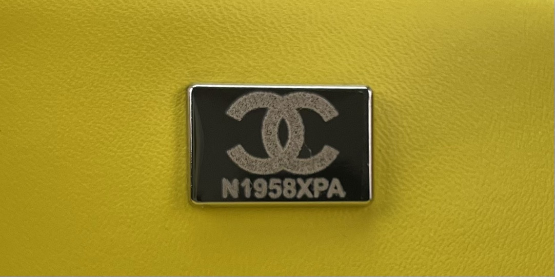 Chanel Classic Flap Bag 20cm