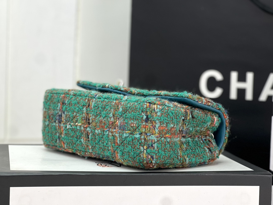 Chanel Classic Flap Bag 20cm