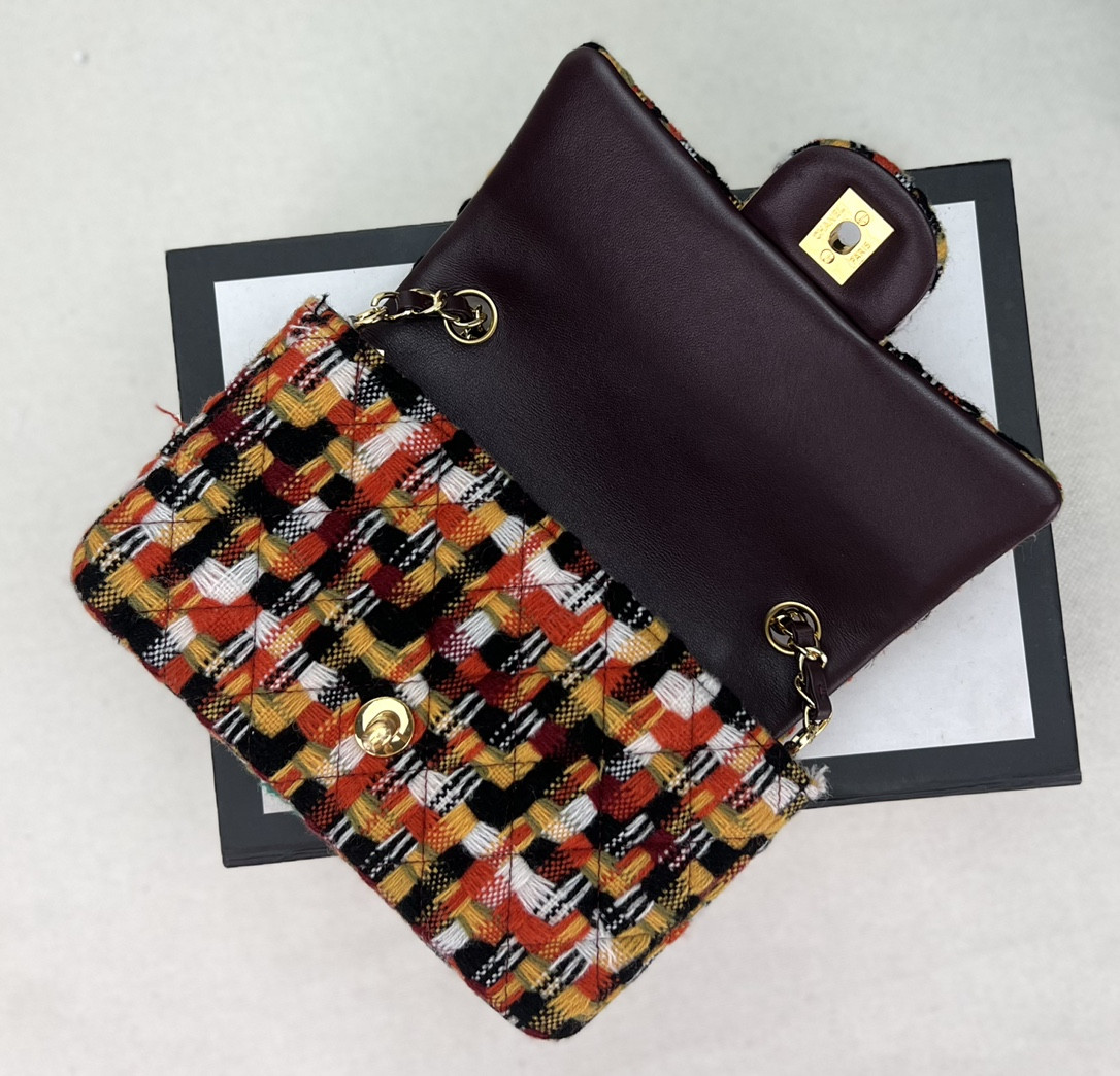 Chanel Classic Flap Bag 20cm