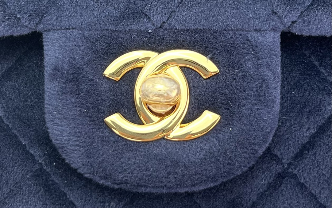 Chanel Classic Flap Bag 25cm