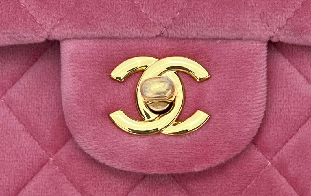 Chanel Classic Flap Bag 25cm