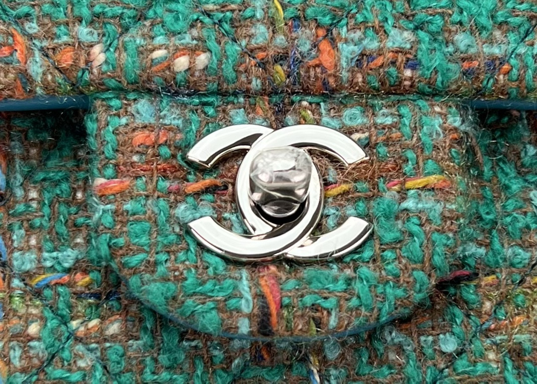 Chanel Classic Flap Bag 25cm