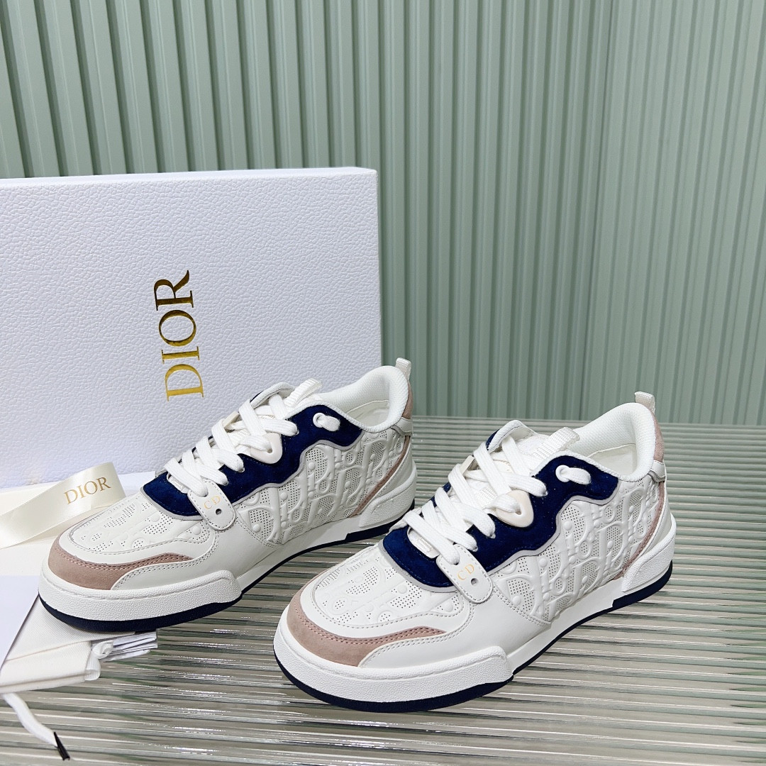 UA Dior One Sneaker
