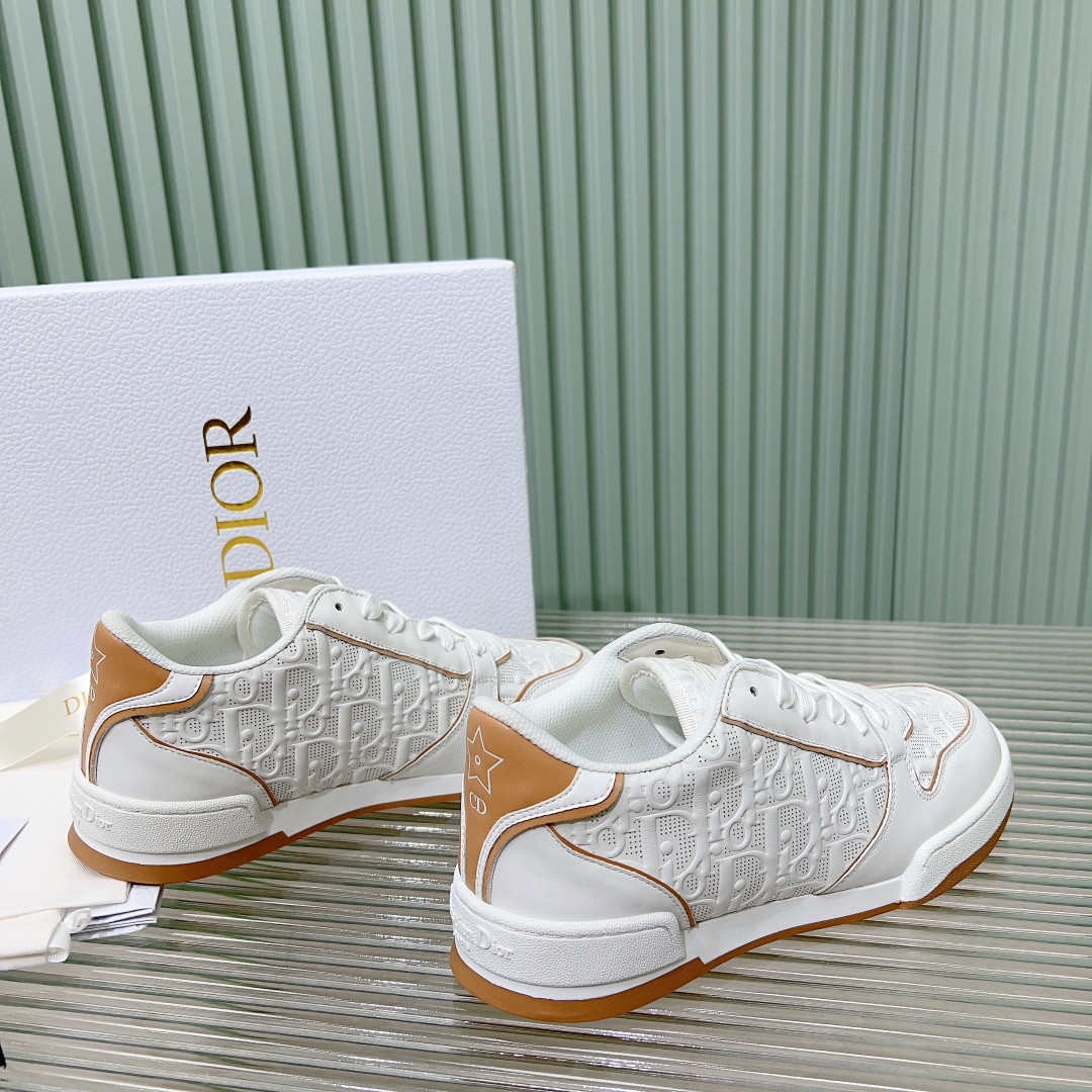 UA Dior One Sneaker