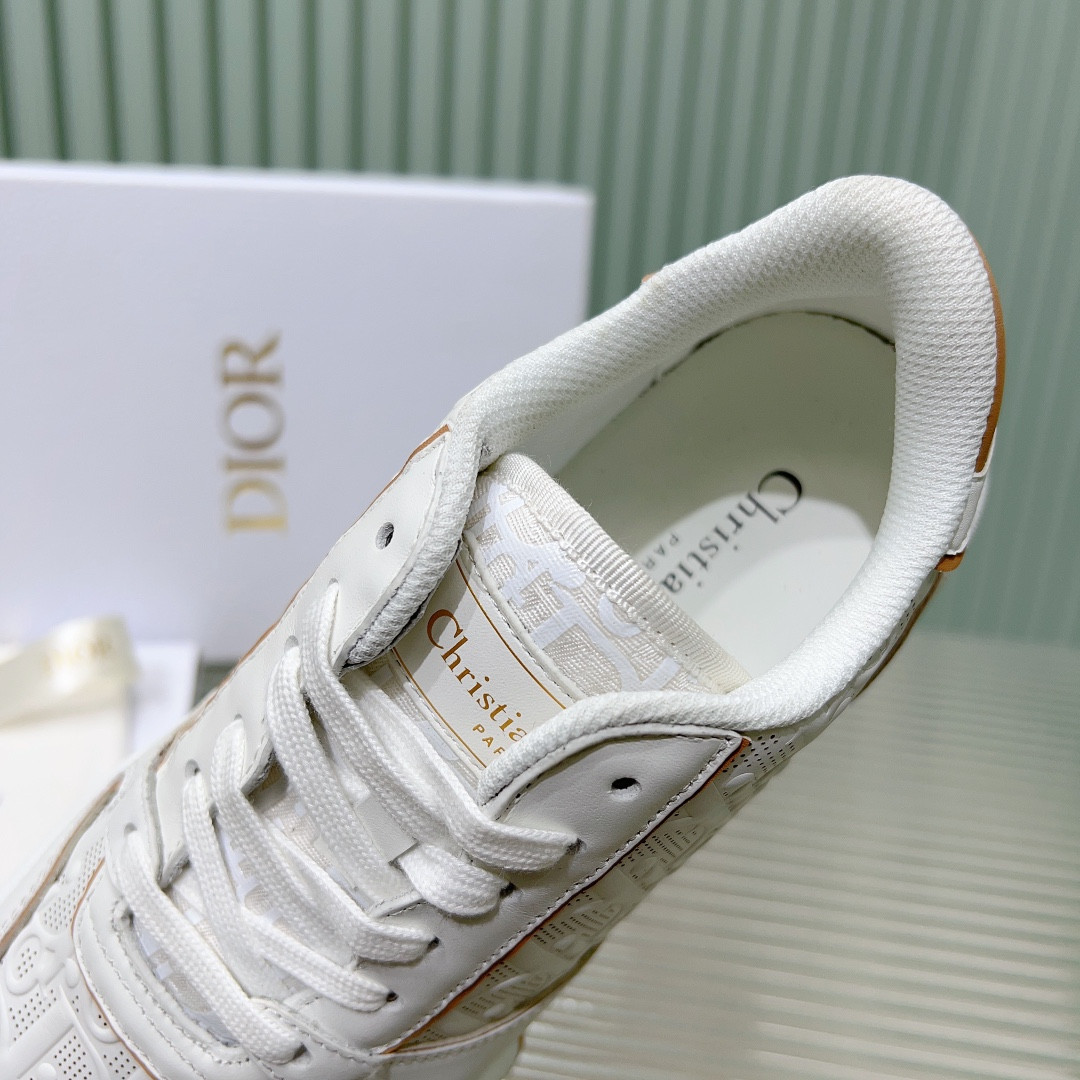 UA Dior One Sneaker