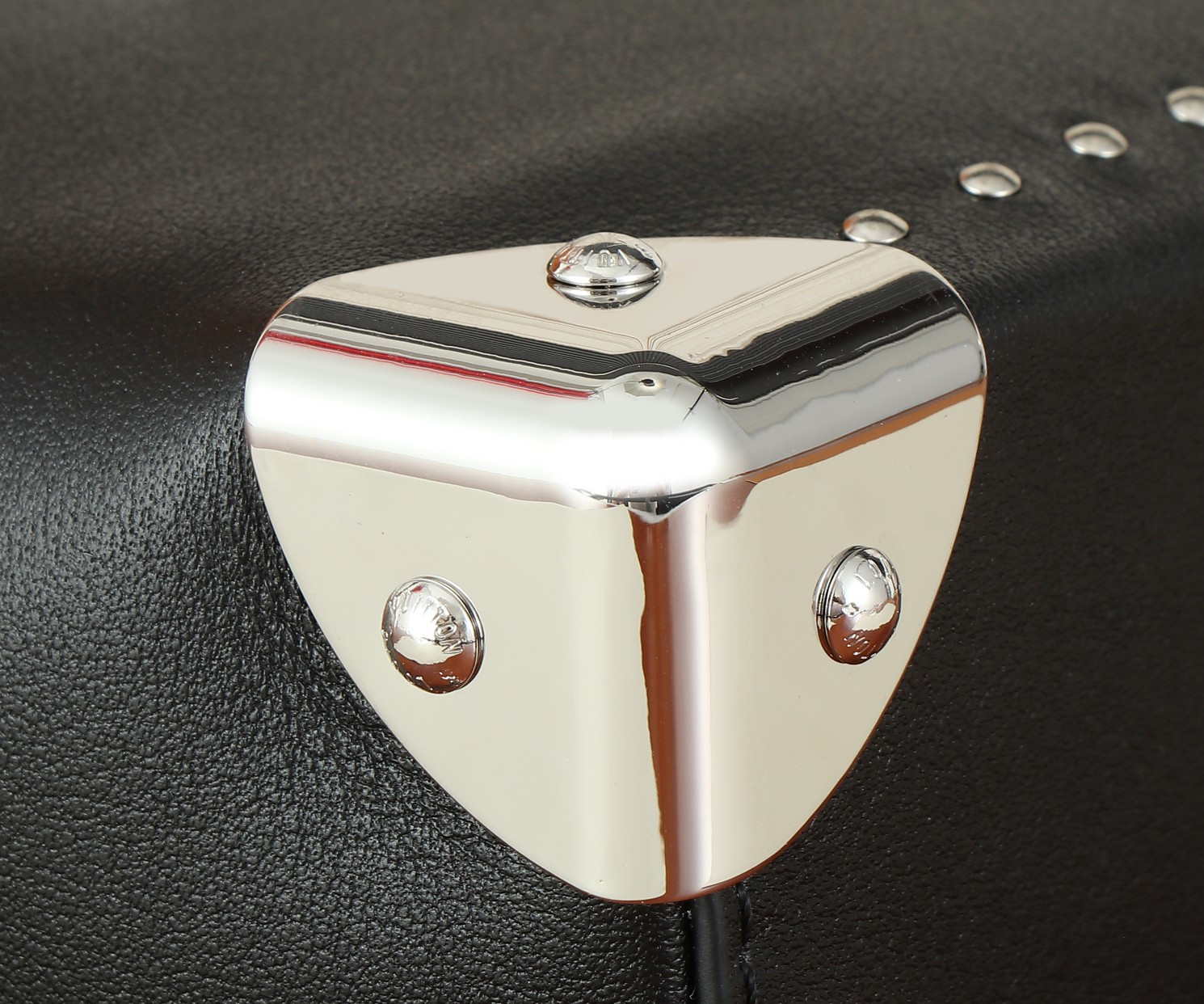 LV Camera Box M12362 12.5x17.6x6CM