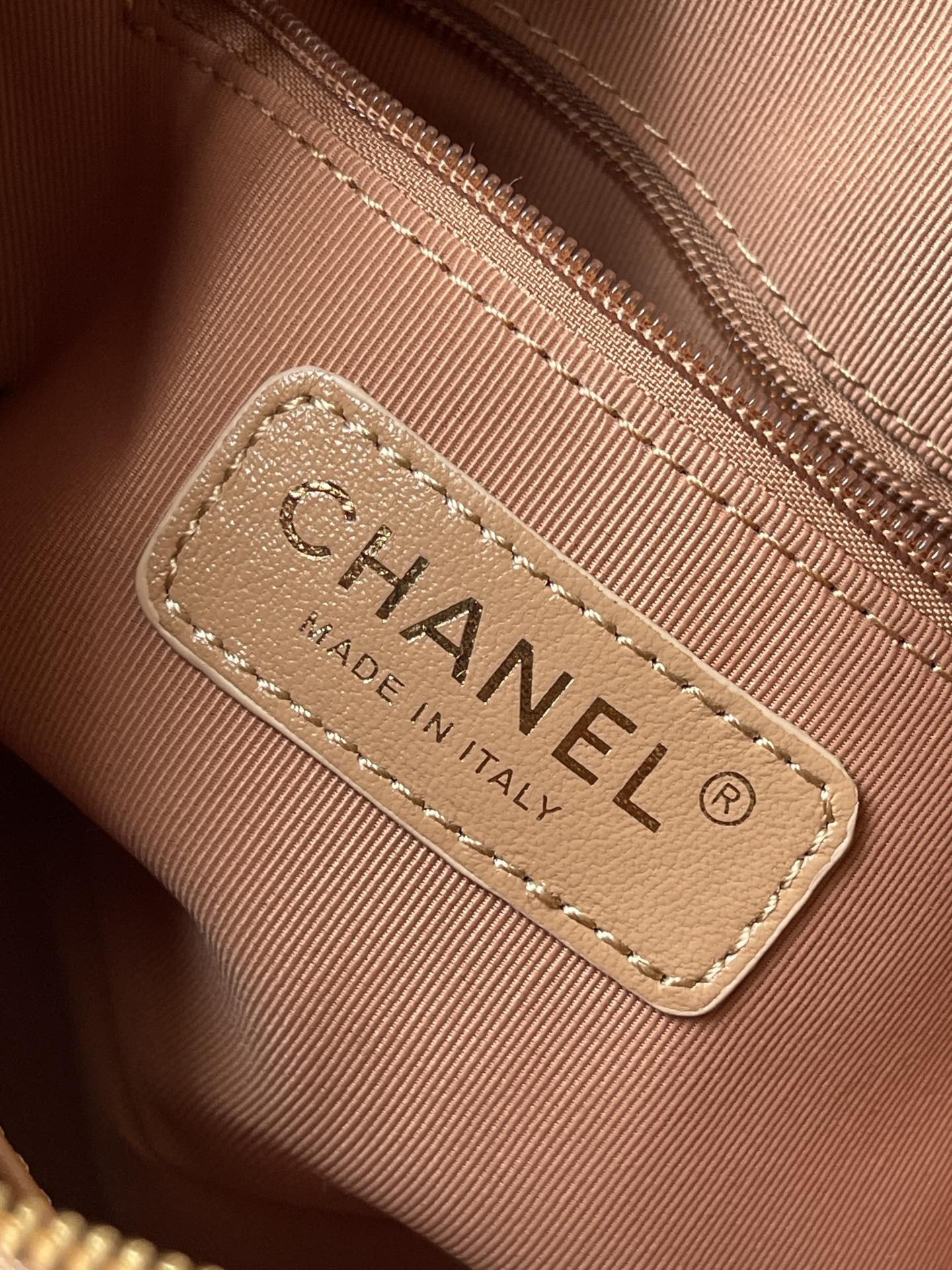 Chanel Small Shopping Bag 15x20x6CM