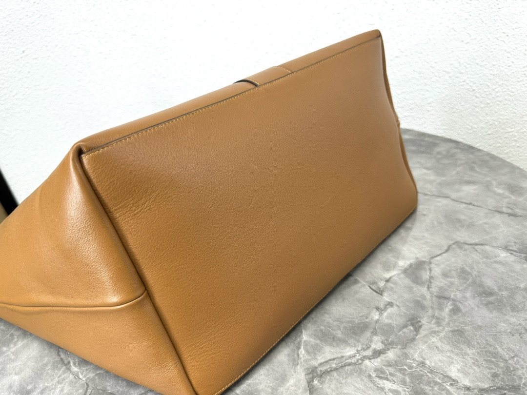 YSL WHY TOTE 38 50x33x16cm