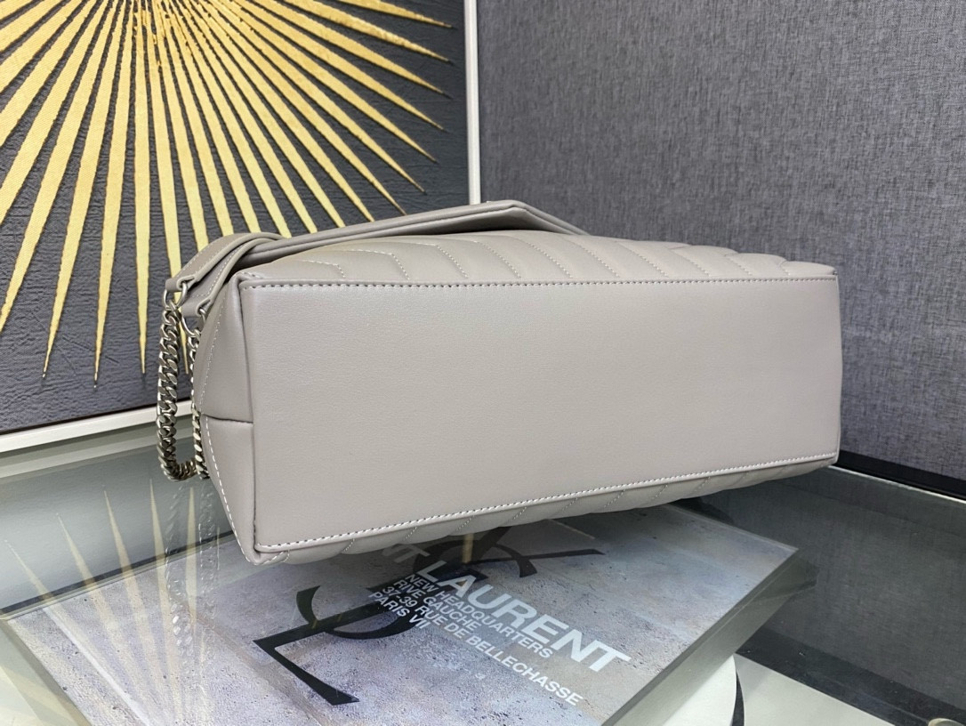 YSL LOULOU QUILTED LEATHER 32x22x9cm