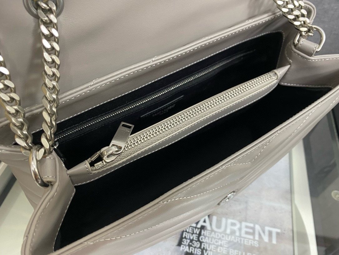 YSL LOULOU QUILTED LEATHER 32x22x9cm