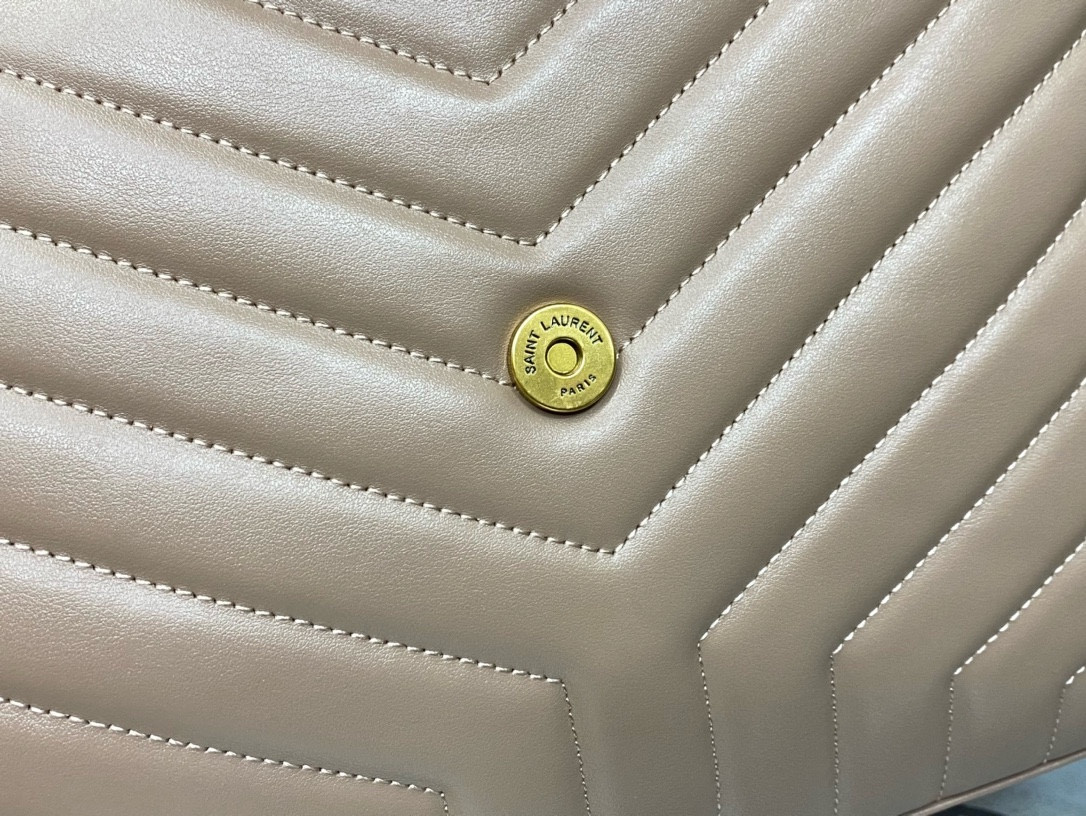 YSL LOULOU QUILTED LEATHER 32x22x9cm