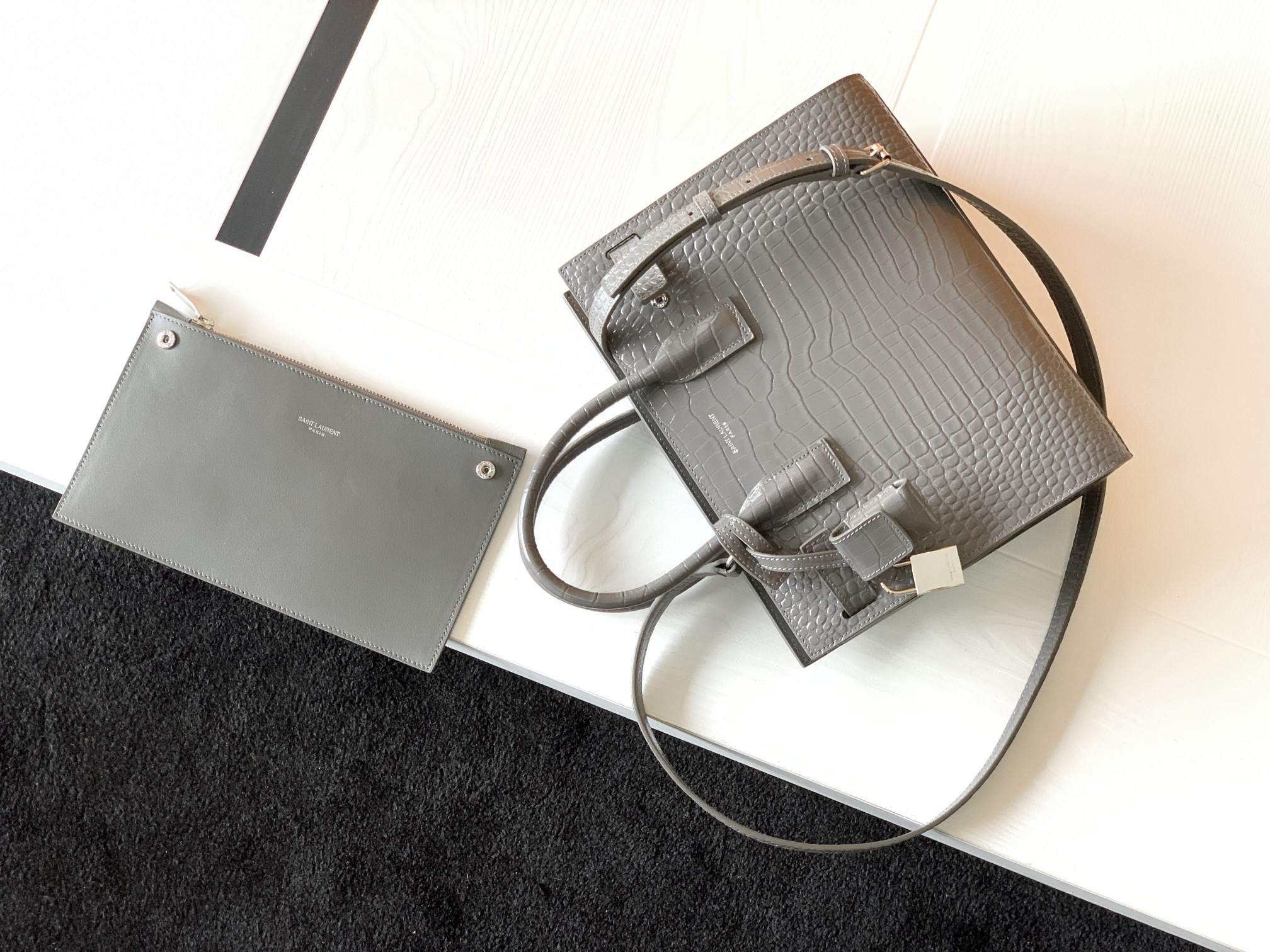 YSL SAC DE JOUR IN EMBOSSED CROCODILE LEATHER - baby 26x13.5x12.5cm