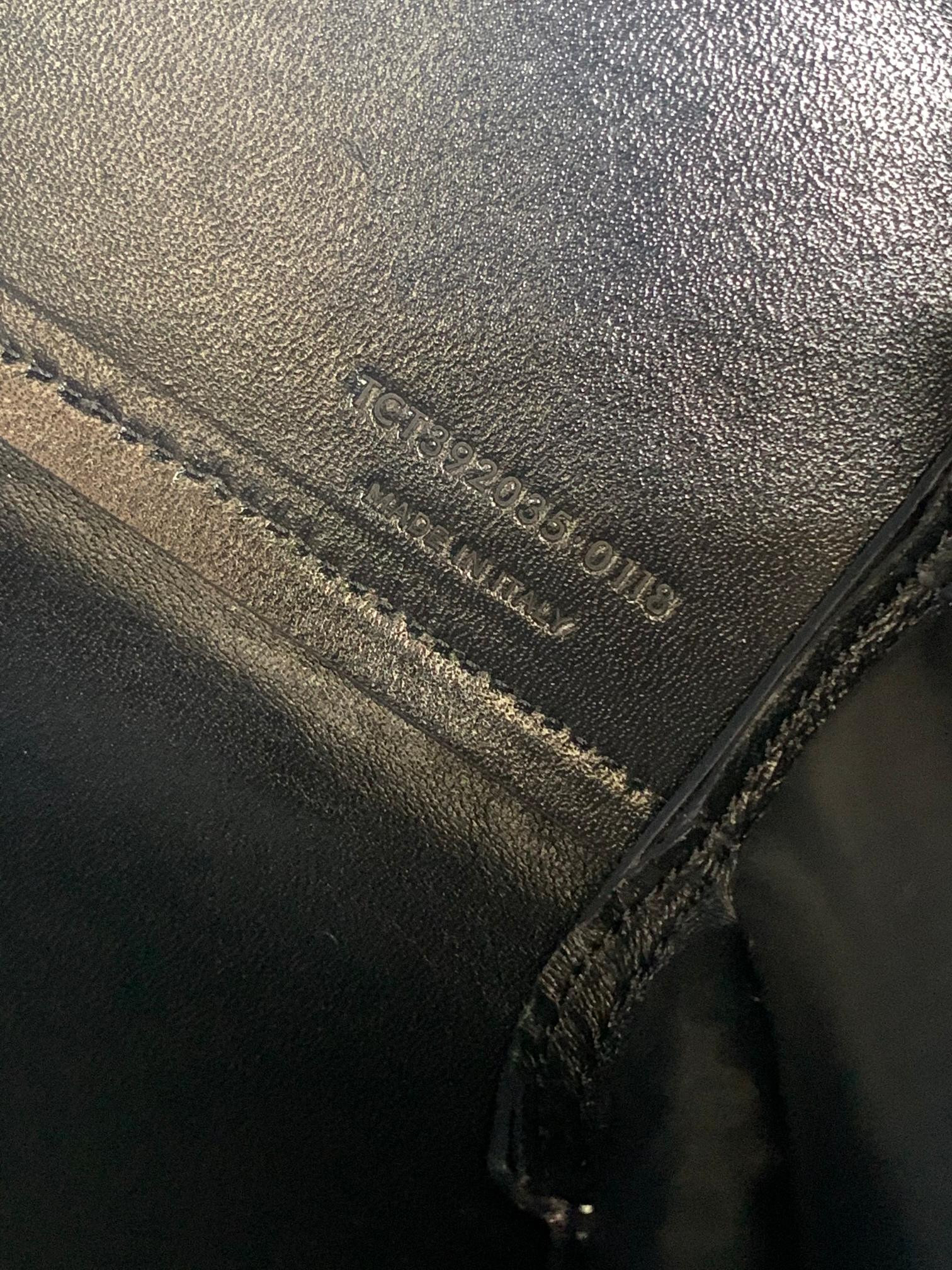 YSL SAC DE JOUR IN CROCODILE EMBOSSED LEATHER - NANO 22x18x10.5cm