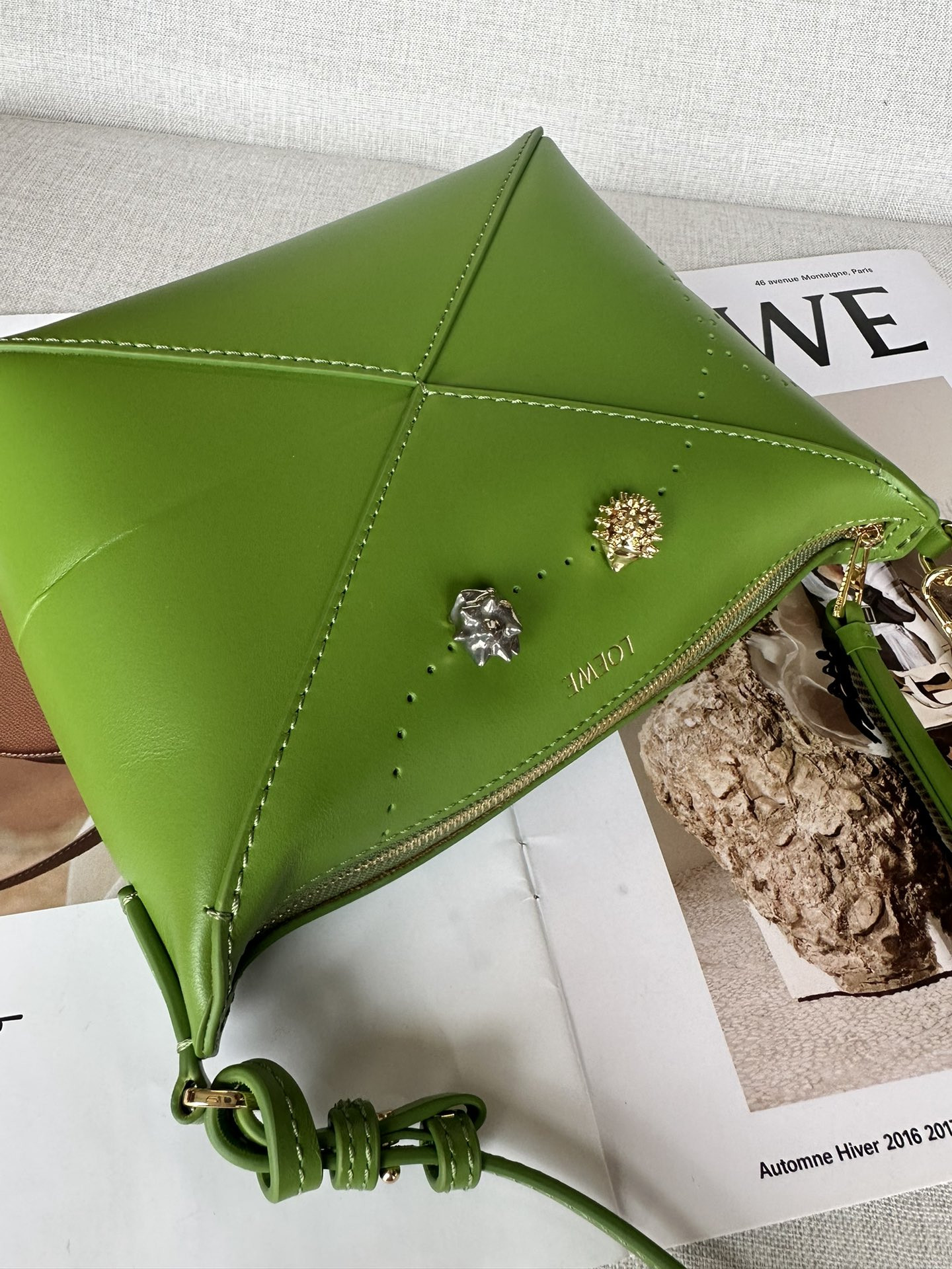 LOEWE Puzzle Fold pouch in shiny nappa calfskin 23x6.5x15.5cm