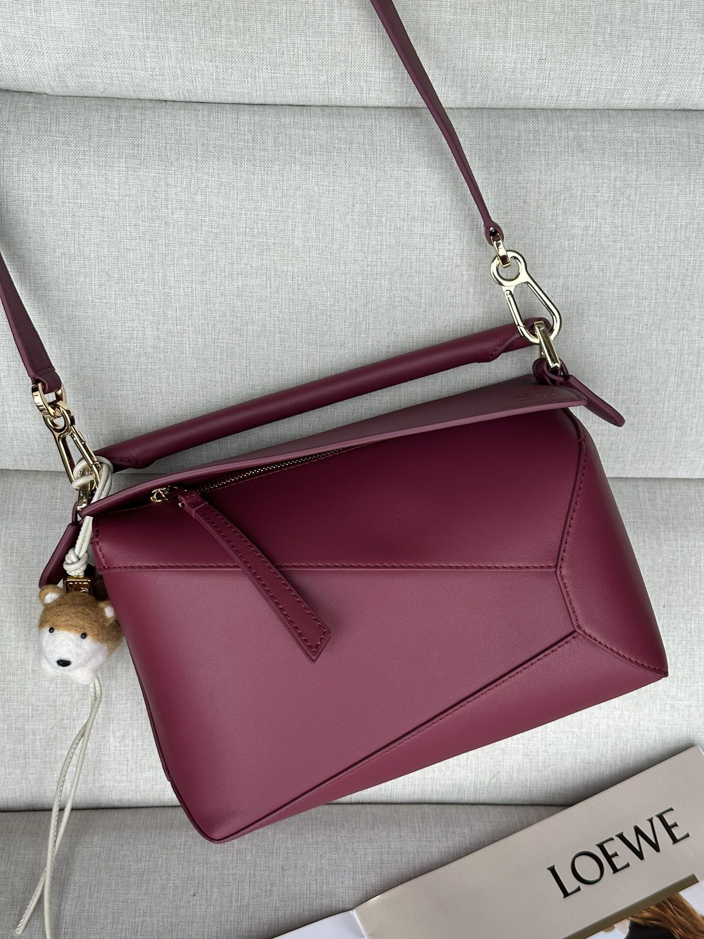 LOEWE Small Puzzle bag in classic calfskin 24x10.5x16.5cm