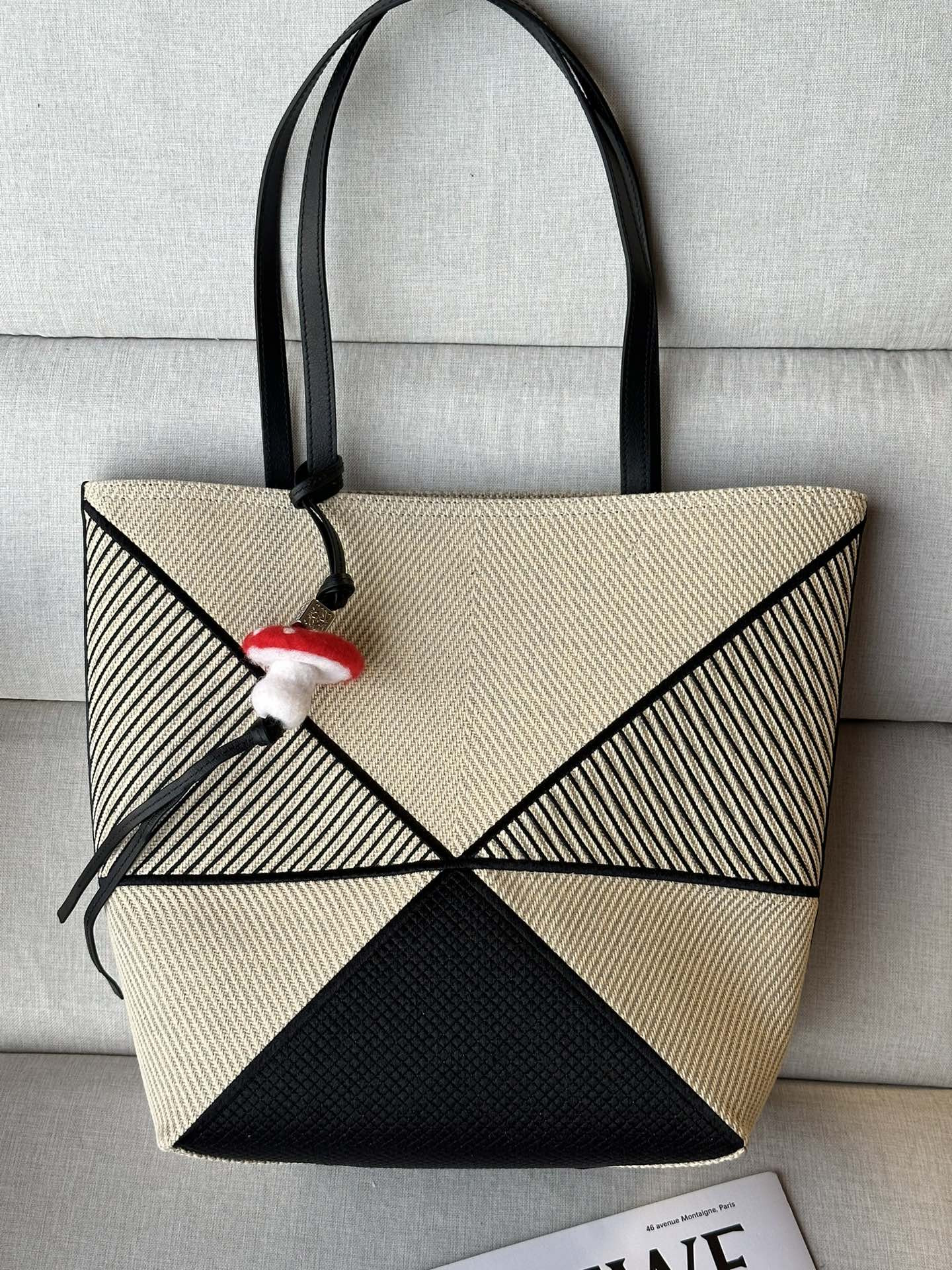 LOEWE Puzzle Fold tote 21x5.5x31cm