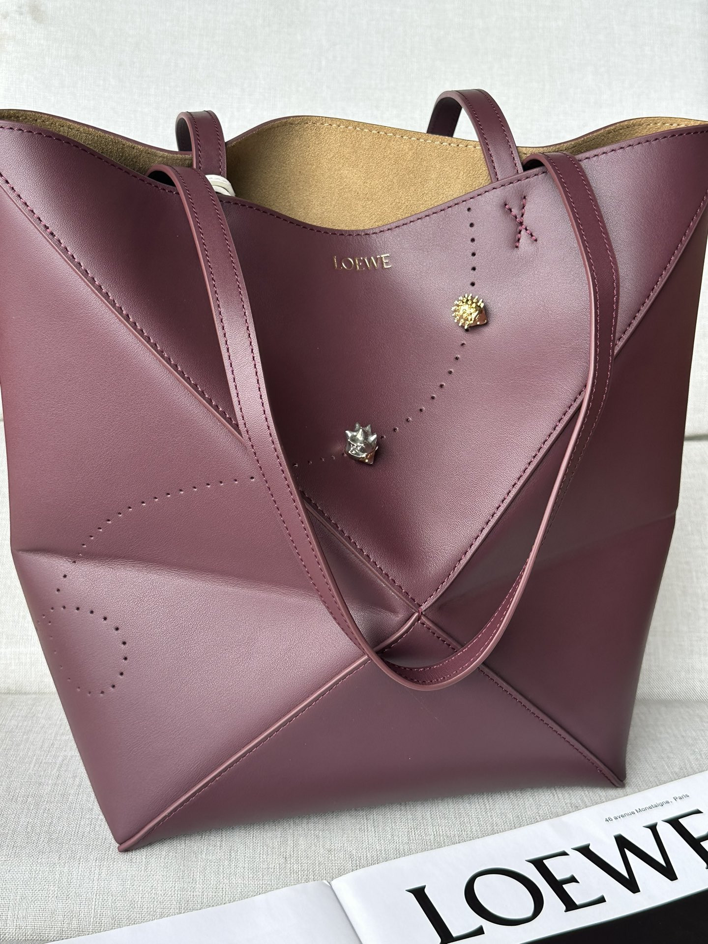LOEWE Medium Puzzle Fold tote in shiny calfskin 25.5x14.5x31.5cm