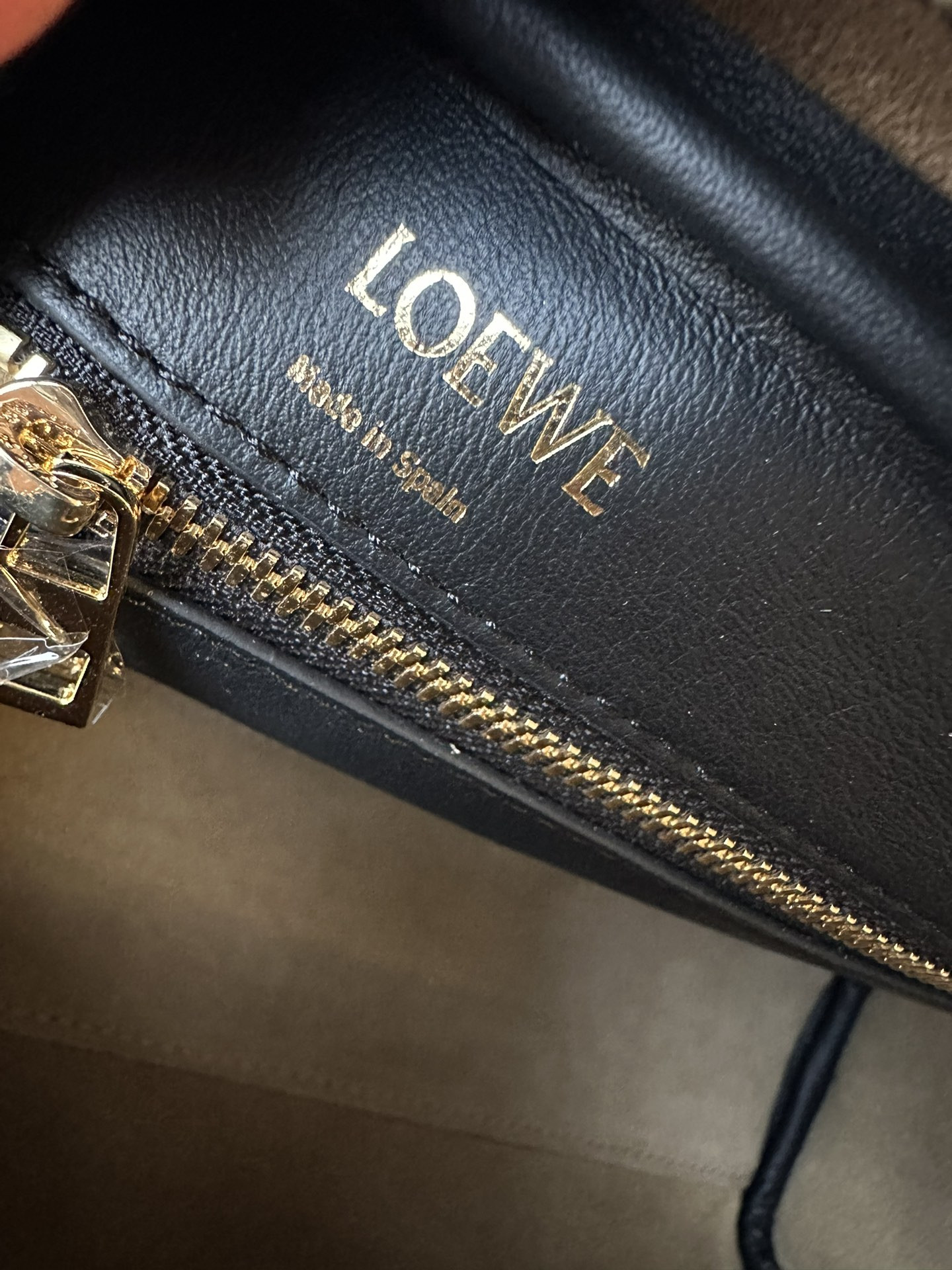 LOEWE Amazona 23 bag in nappa calfskin 23x15.5x9.7cm