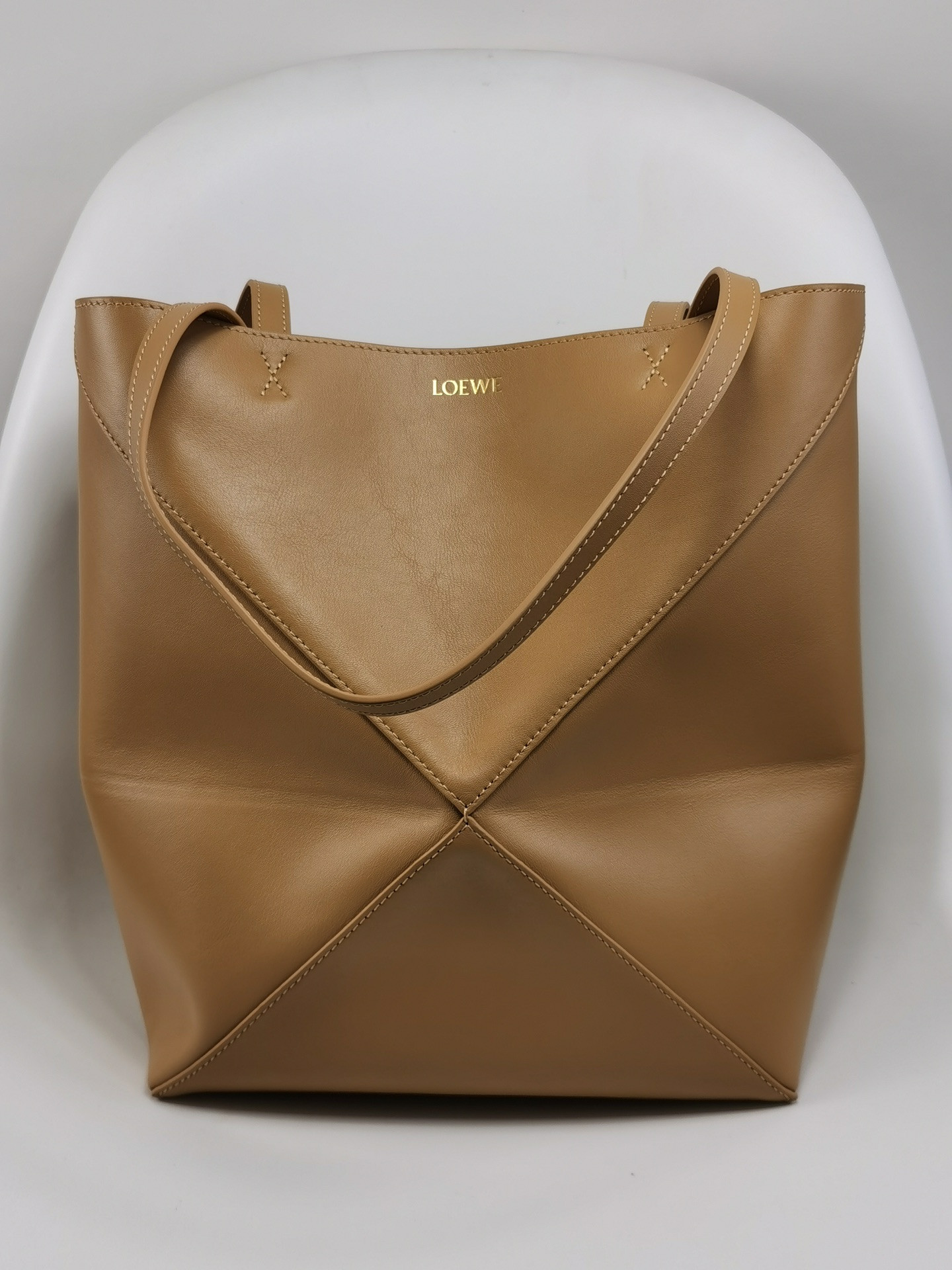 LOEWE Medium Puzzle Fold tote in shiny calfskin 25.5x14.5x31.5cm