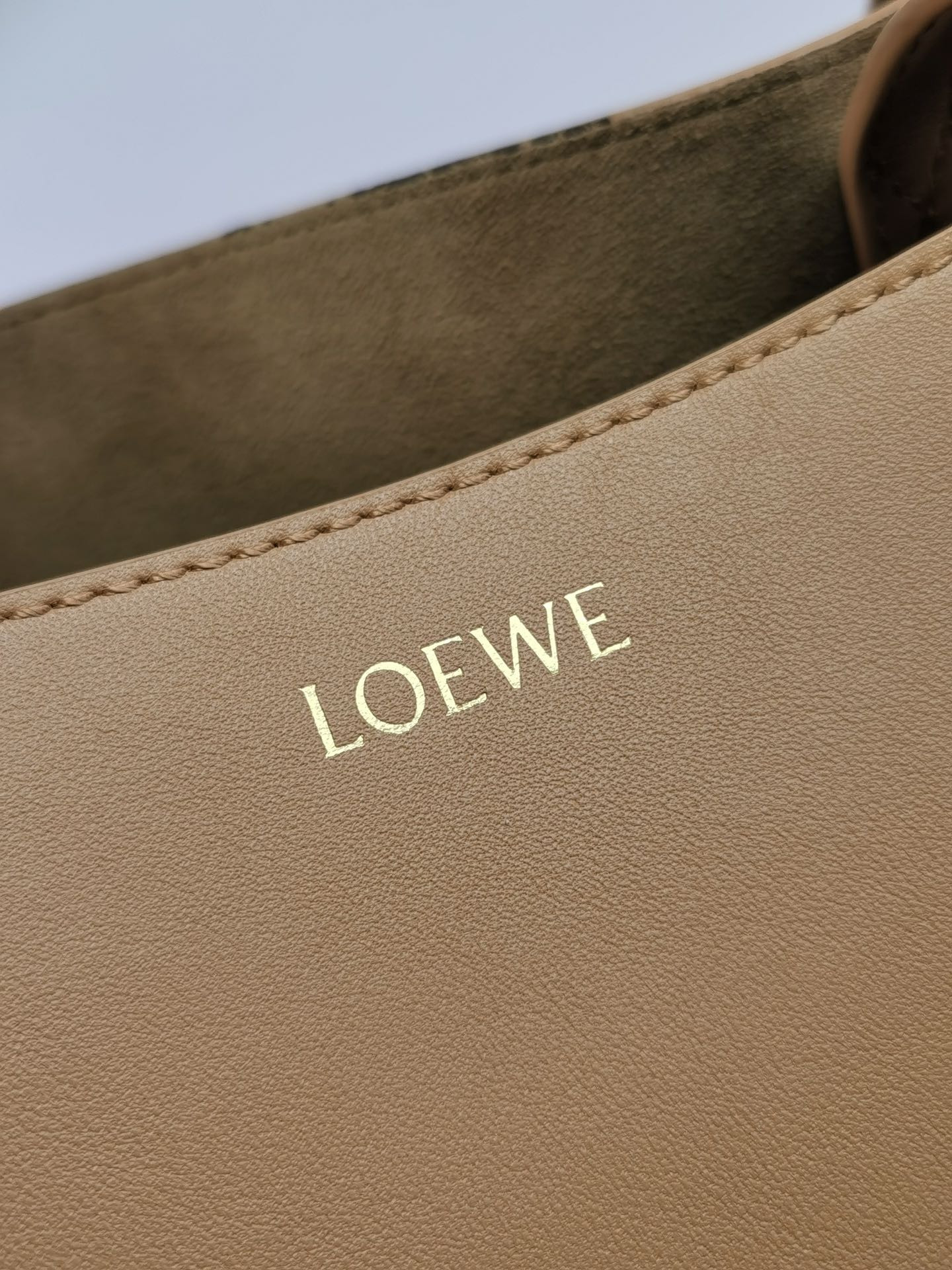 LOEWE Medium Puzzle Fold tote in shiny calfskin 25.5x14.5x31.5cm