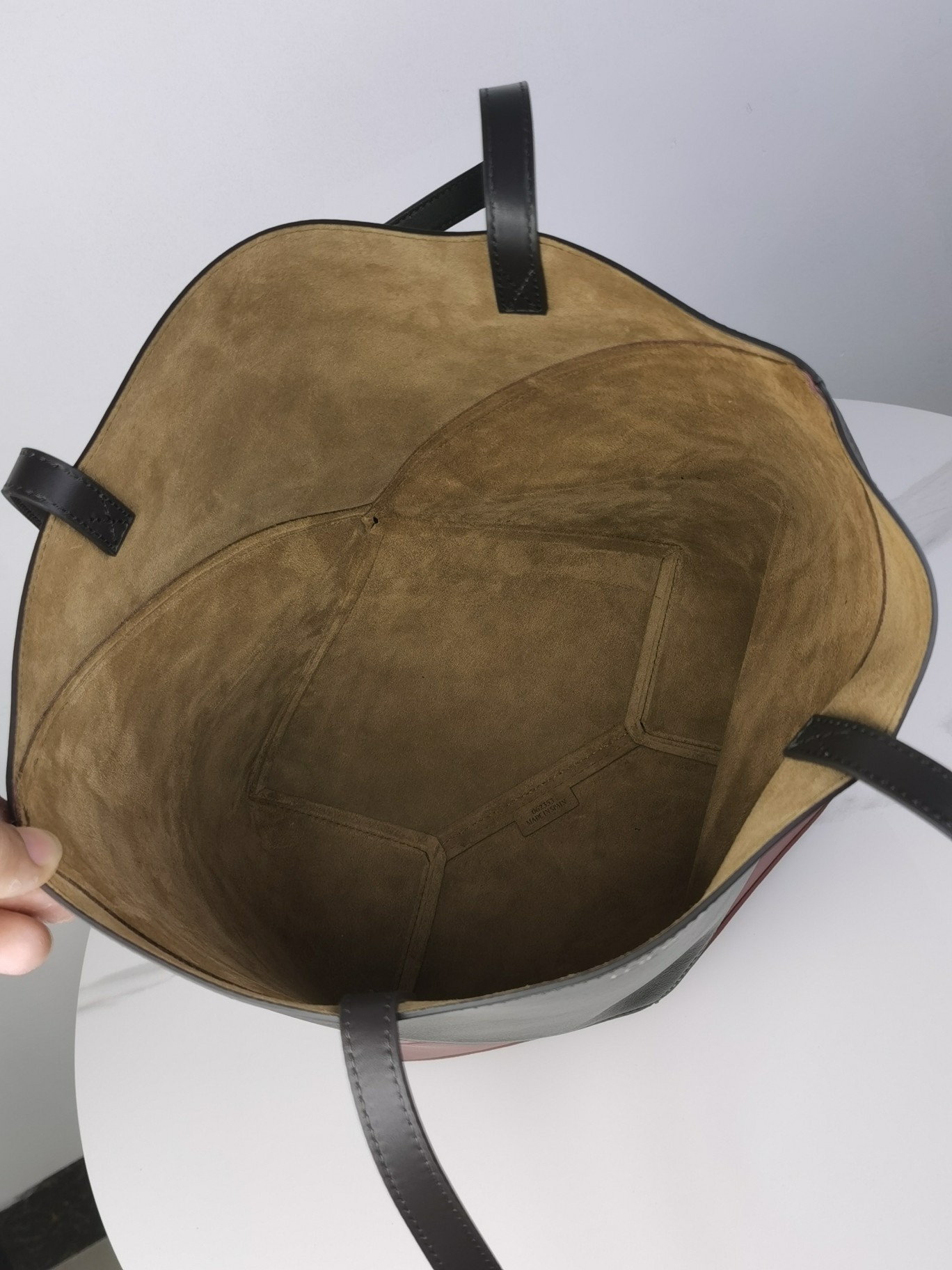 LOEWE Medium Puzzle Fold tote in shiny calfskin 25.5x14.5x31.5cm