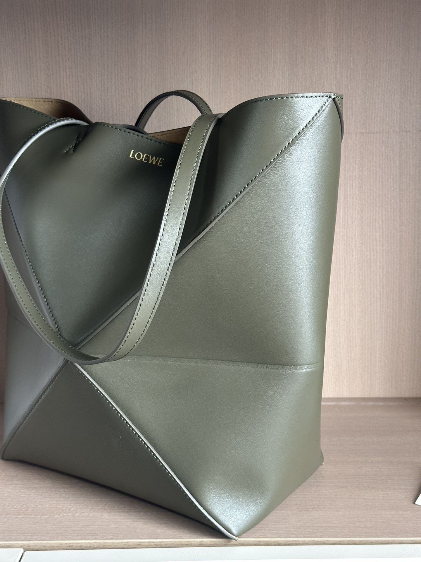 LOEWE Medium Puzzle Fold tote in shiny calfskin 25.5x14.5x31.5cm
