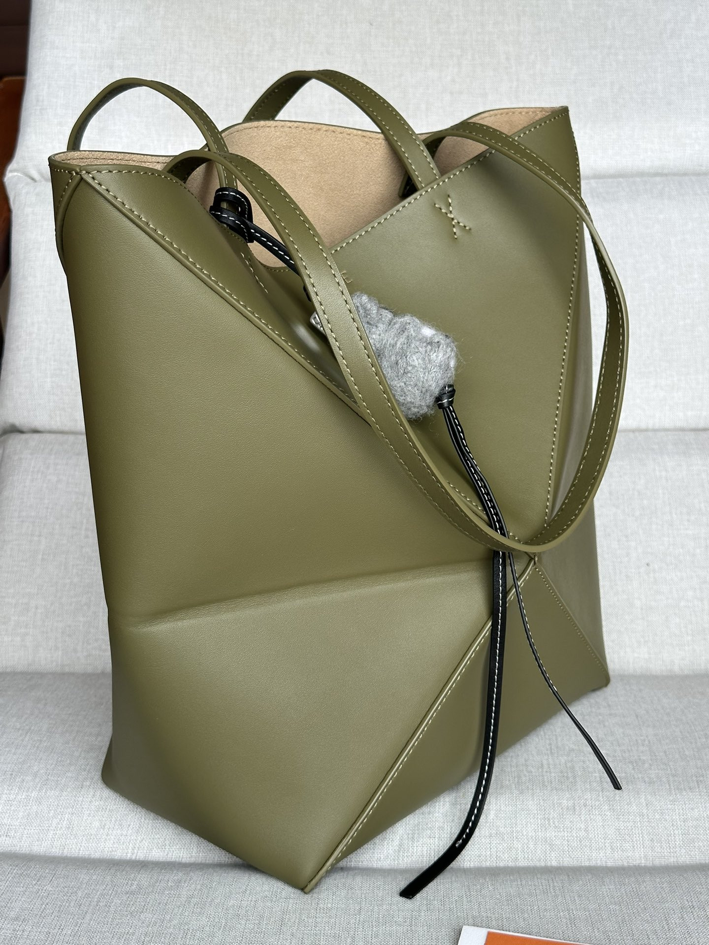 LOEWE Medium Puzzle Fold tote in shiny calfskin 25.5x14.5x31.5cm