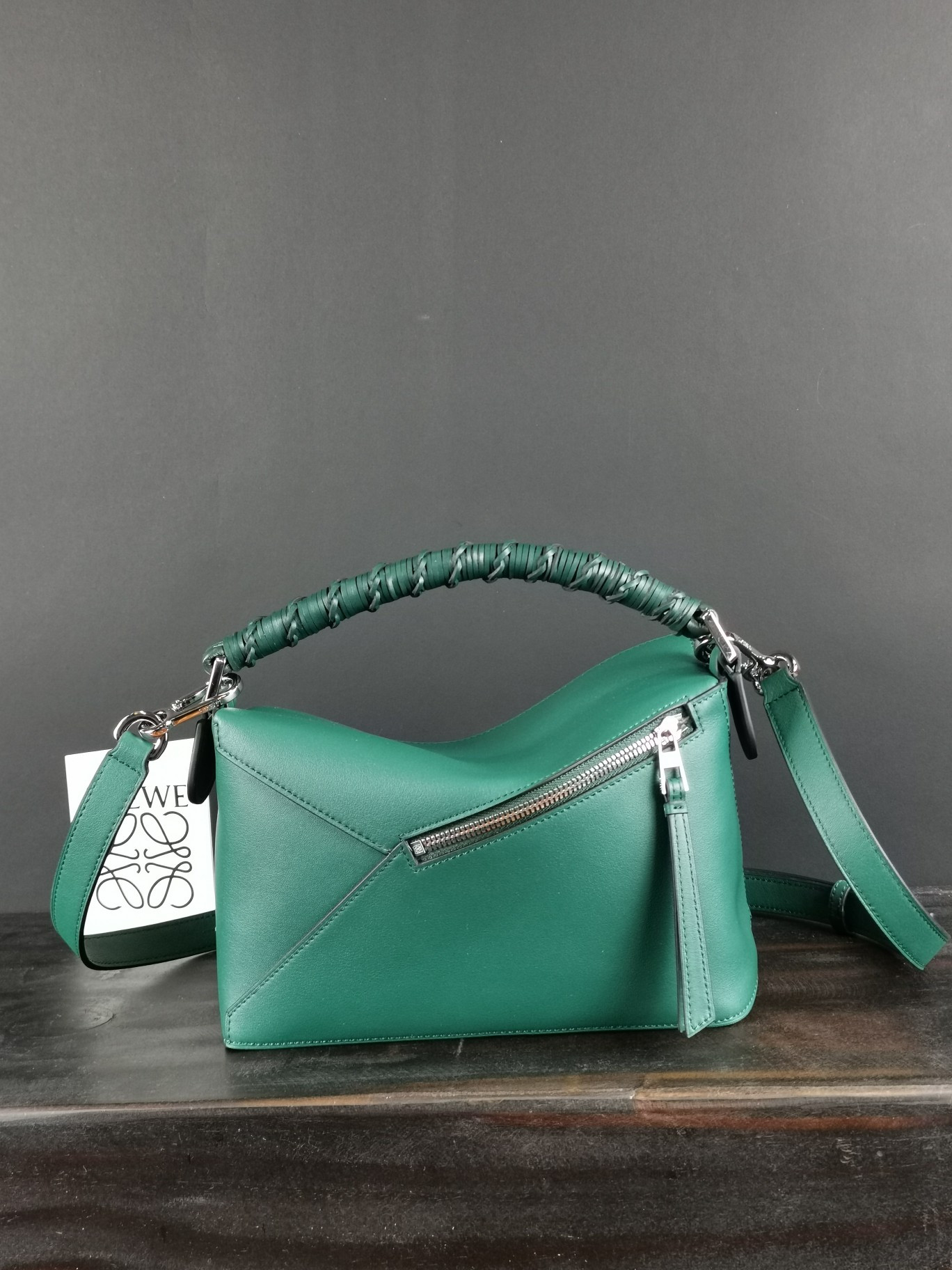 LOEWE Small Puzzle bag in classic calfskin 24x10.5x16.5cm