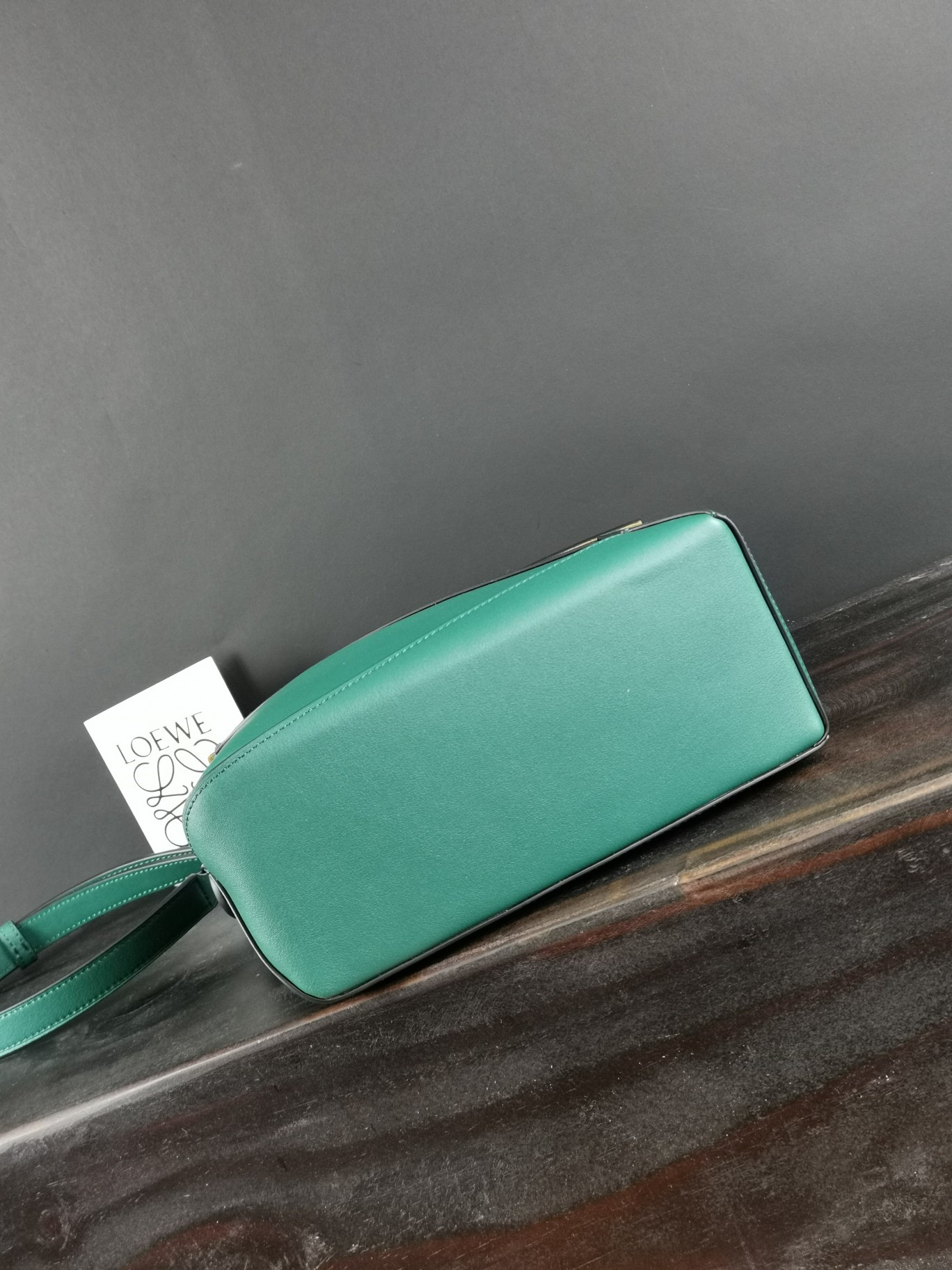 LOEWE Small Puzzle bag in classic calfskin 24x10.5x16.5cm