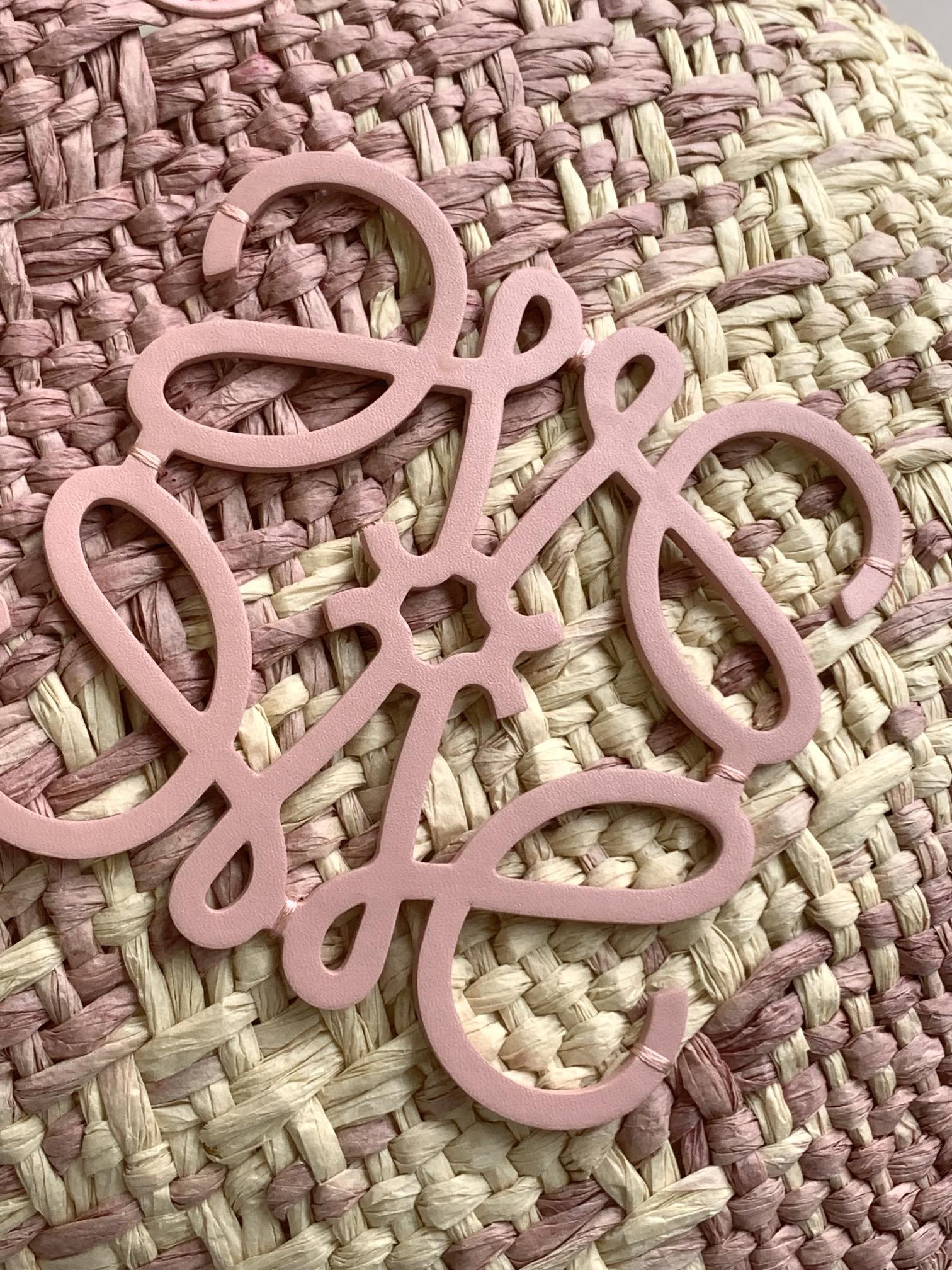 LOEWE Anagram Baske 46x24x15cm