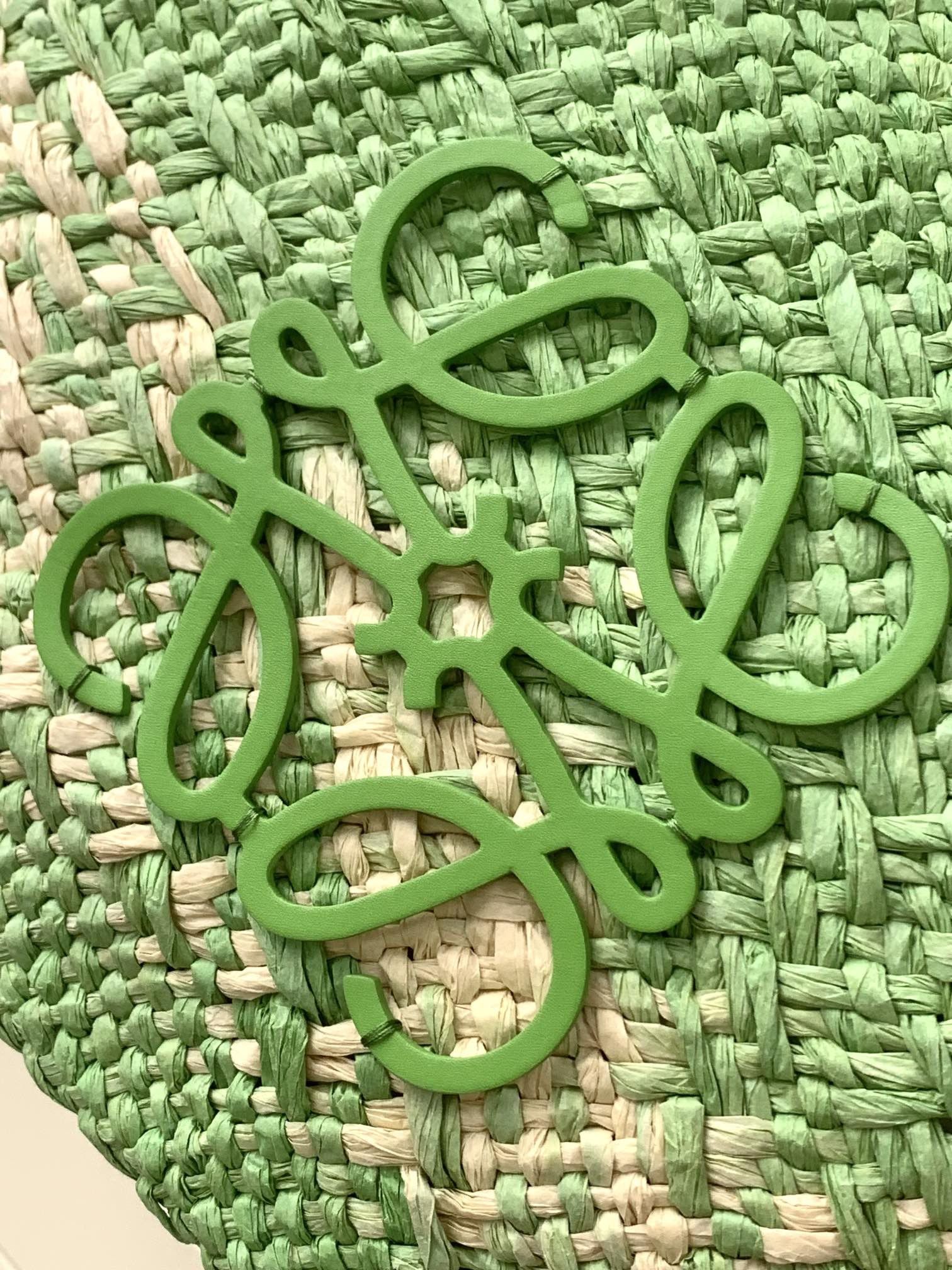 LOEWE Anagram Baske 46x24x15cm