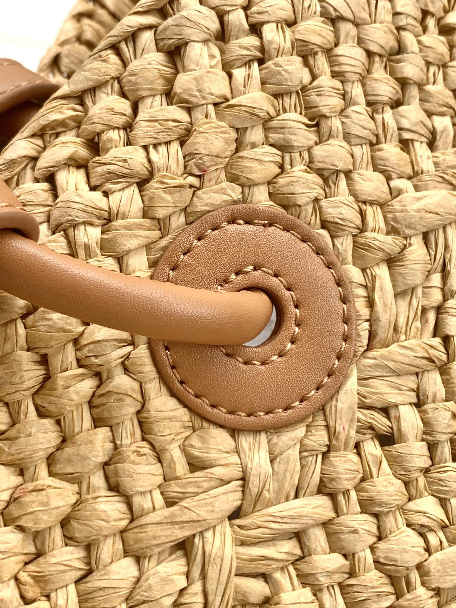 LOEWE Anagram Baske 46x24x15cm