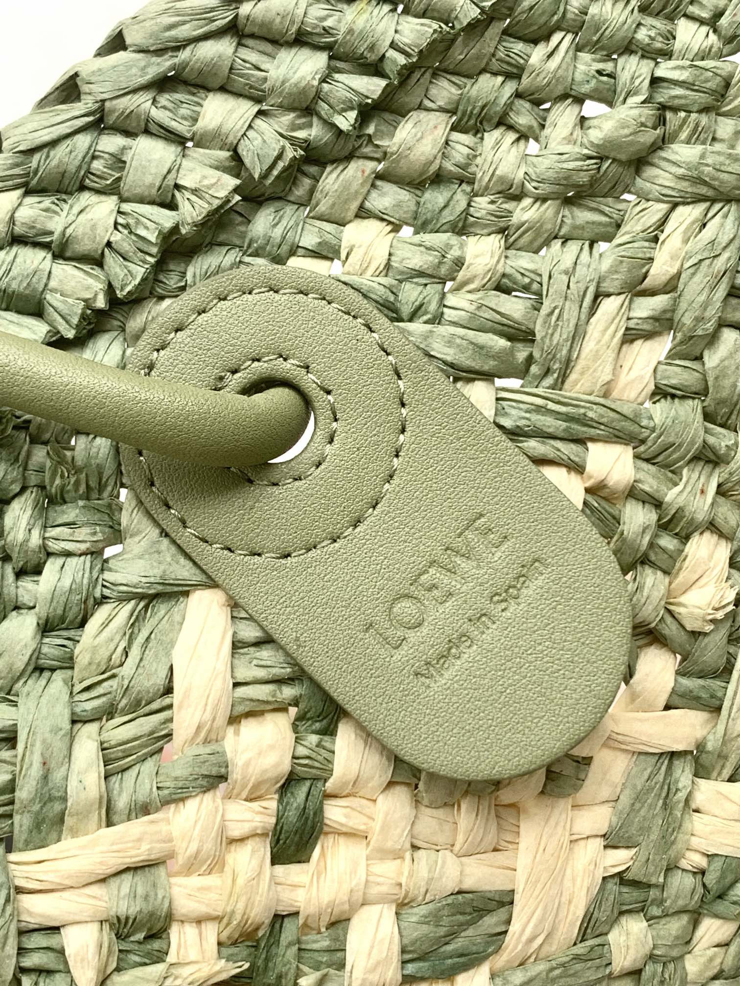 LOEWE Anagram Baske 46x24x15cm