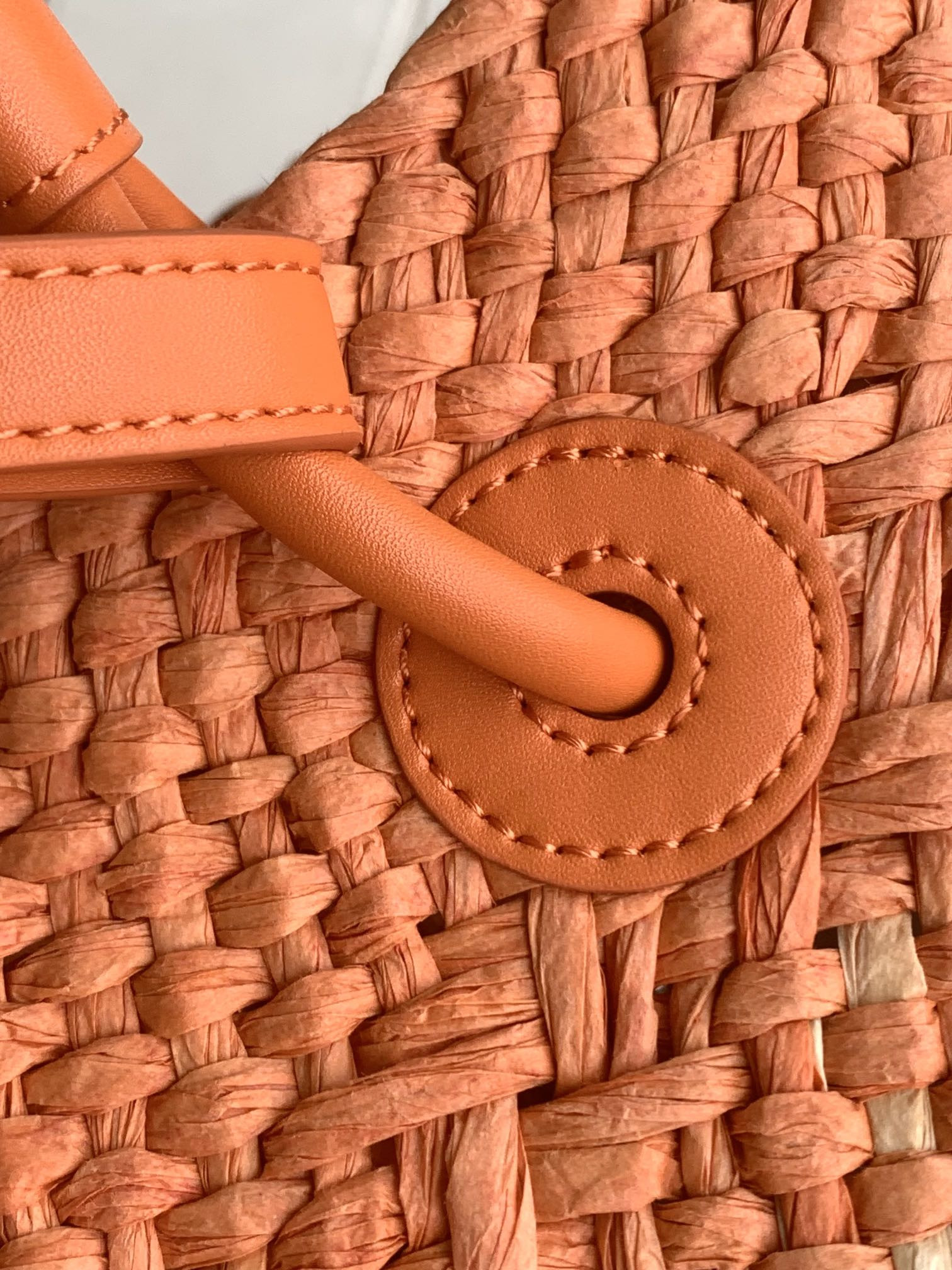 LOEWE Anagram Baske 46x24x15cm