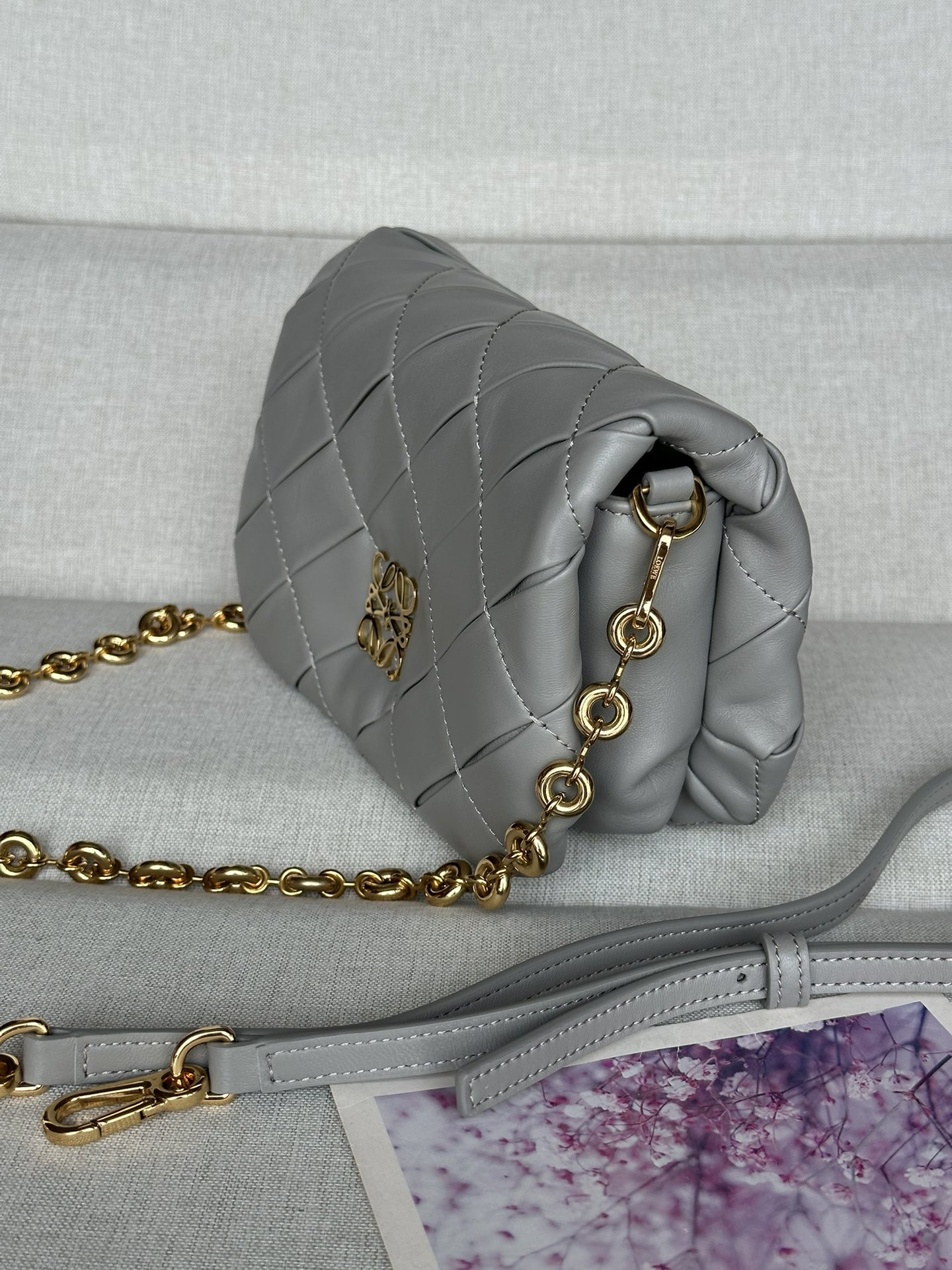 LOEWE Mini Puffer Goya in pleated shiny nappa lambskin 20x6x13cm