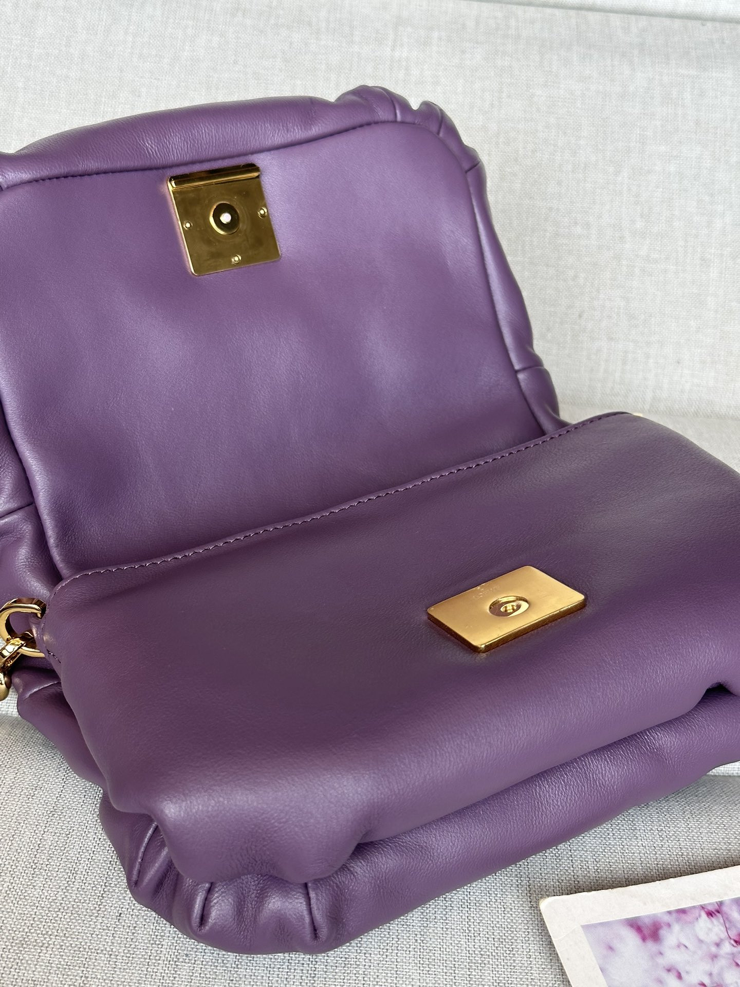 LOEWE Mini Puffer Goya bag in shiny nappa lambskin 20x13x6cm