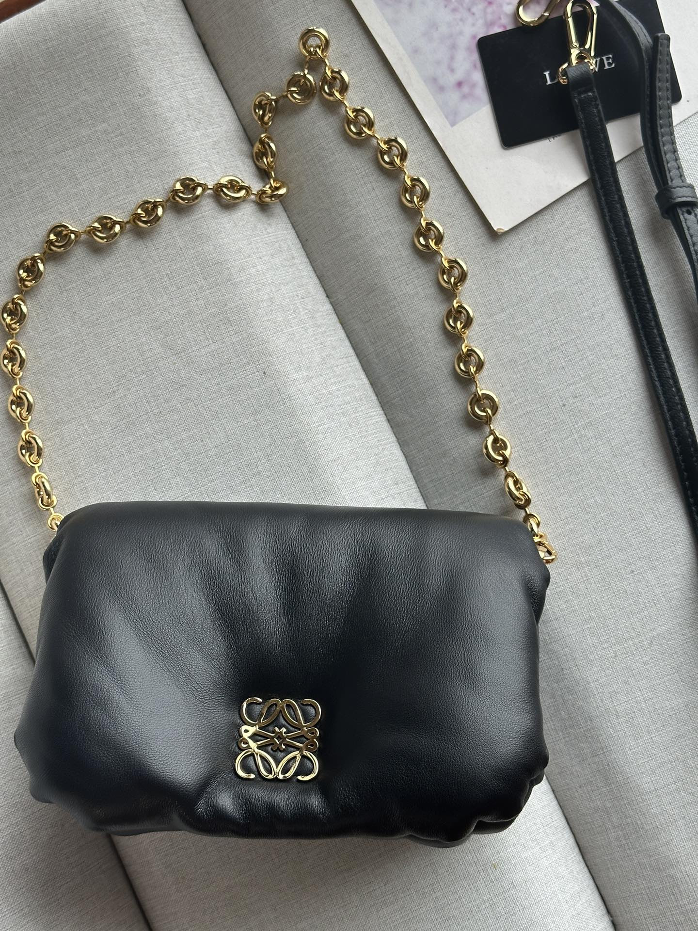 LOEWE Mini Puffer Goya bag in shiny nappa lambskin 20x13x6cm