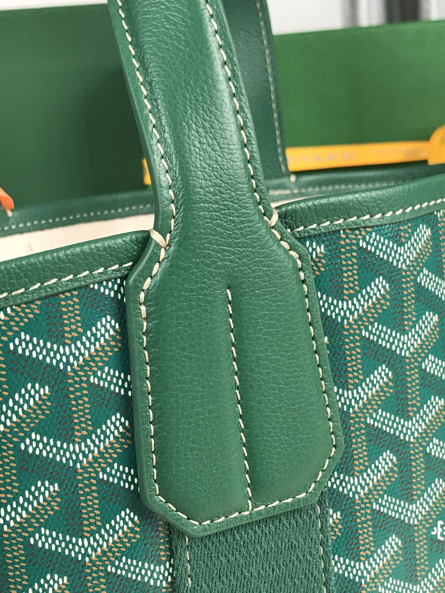 Goyard Goyardine Belharra PM Coral Tote Palladium Hardware 18x14x23cm