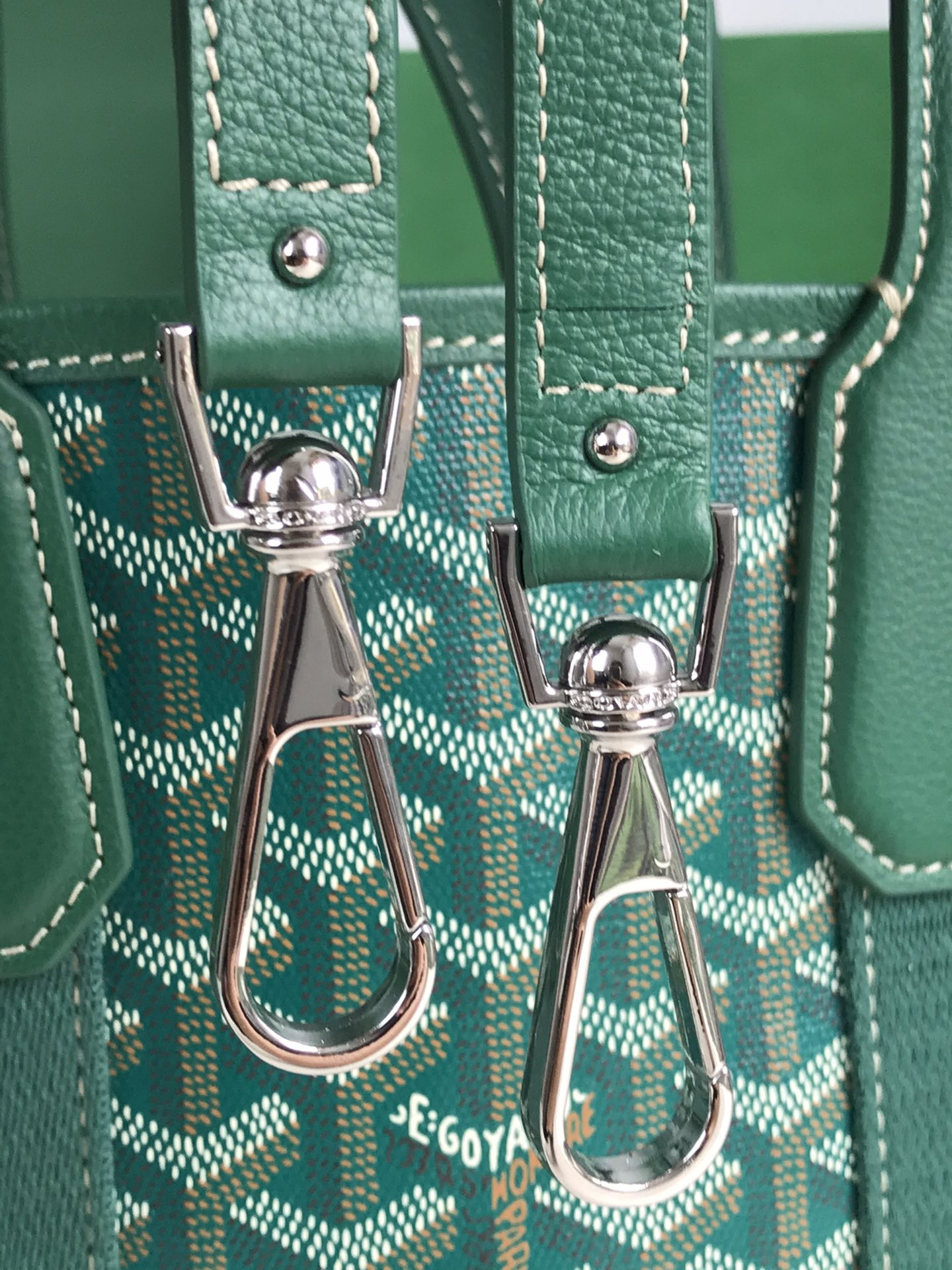 Goyard Goyardine Belharra PM Coral Tote Palladium Hardware 18x14x23cm