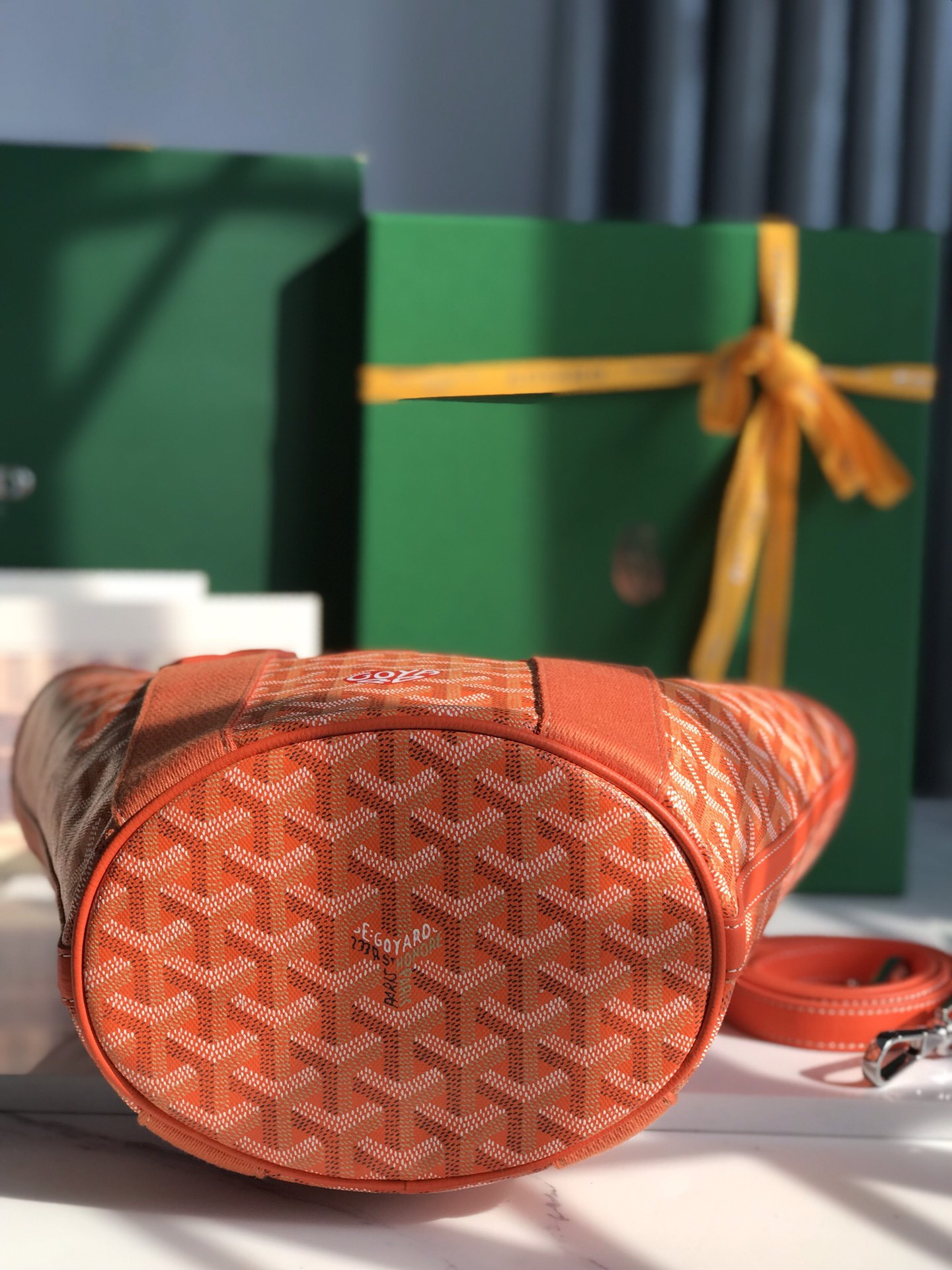 Goyard Goyardine Belharra PM Coral Tote Palladium Hardware 18x14x23cm