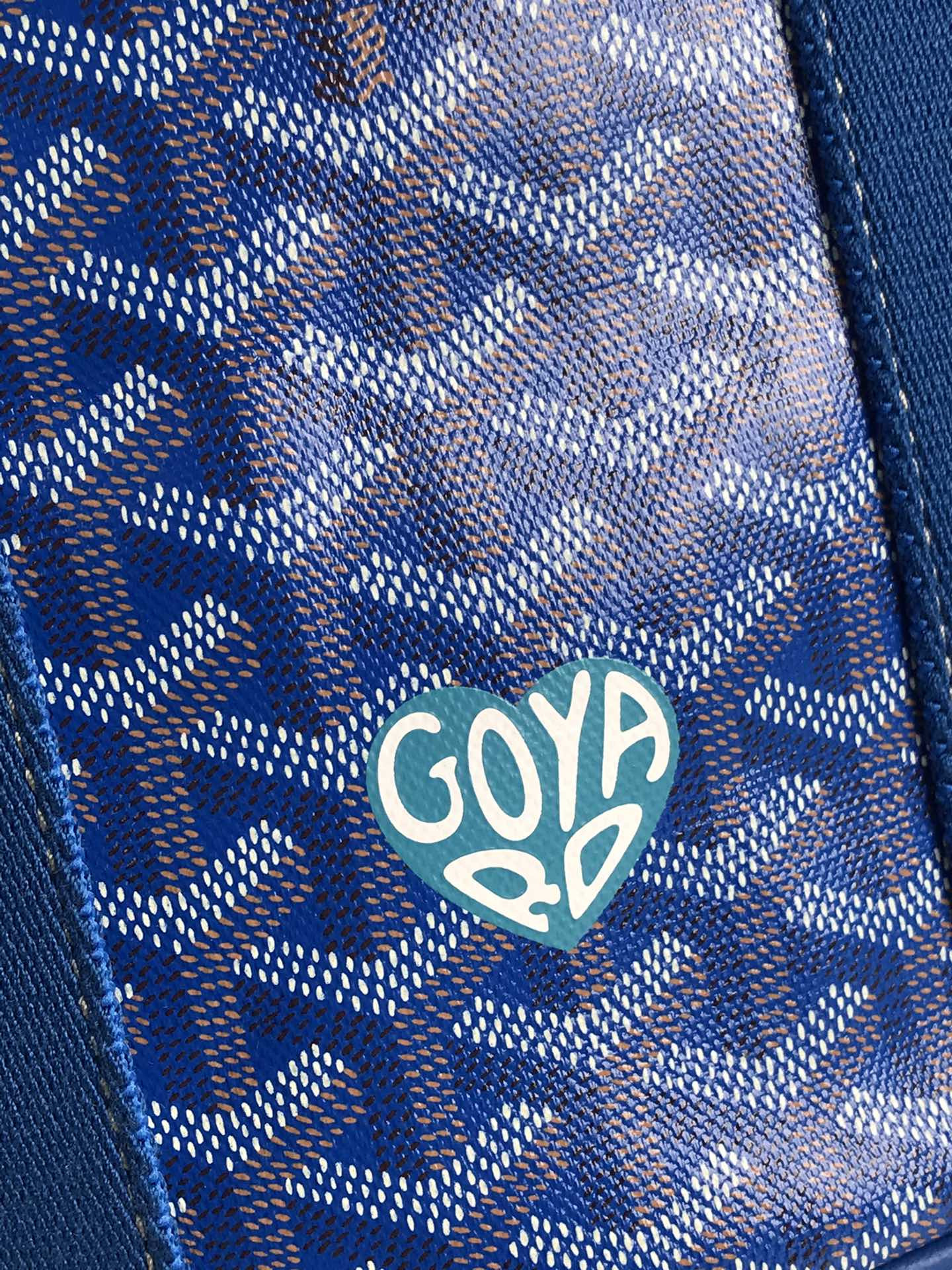 Goyard Goyardine Belharra PM Coral Tote Palladium Hardware 18x14x23cm