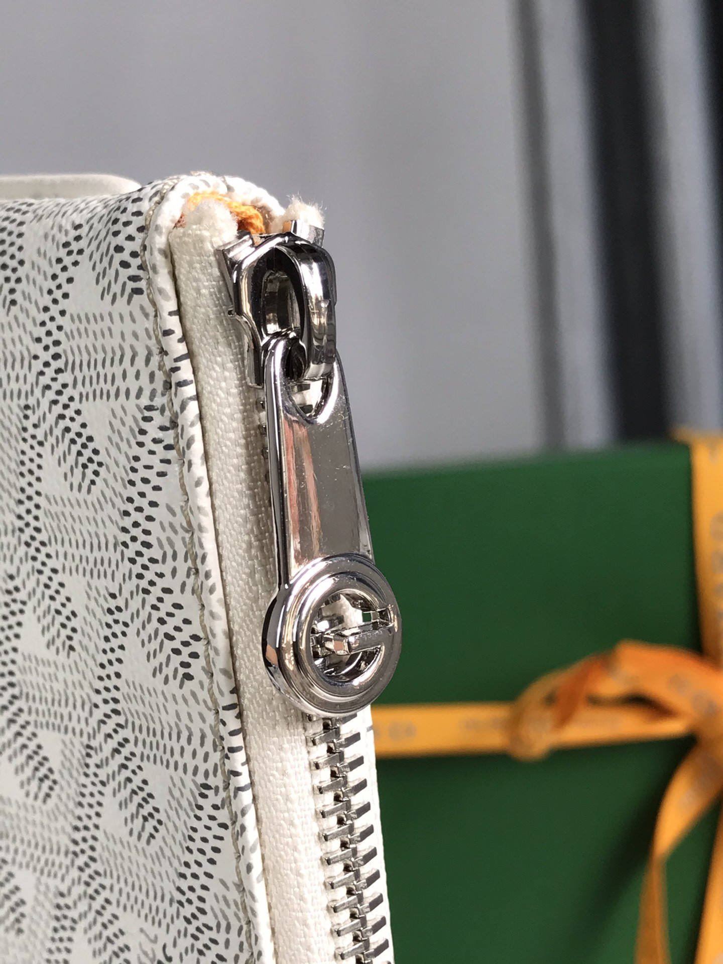 Goyard Goyardine White Senat MM Pouch Palladium Hardware 36x26x0.5cm