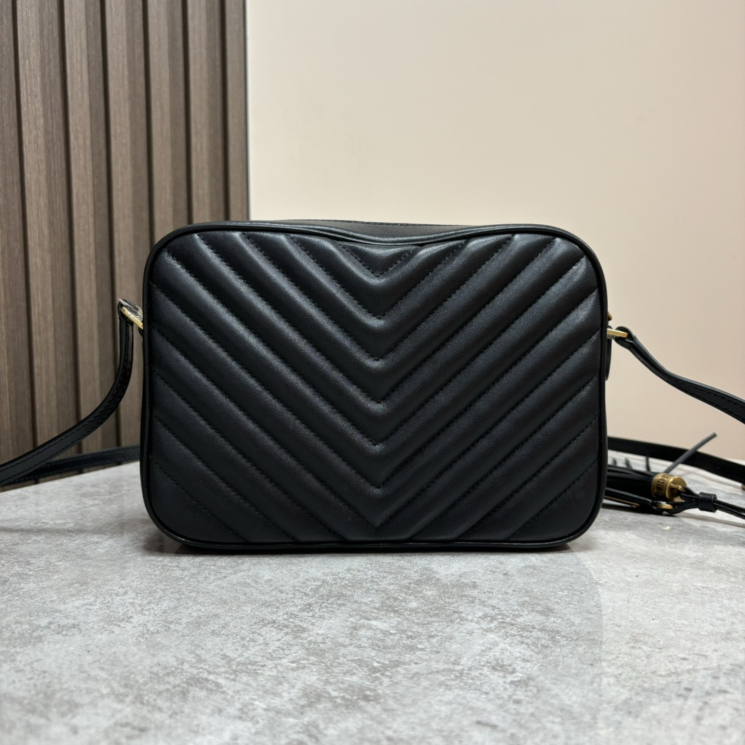 YSL LOU camera bag in quilted leather 23x16x6cm