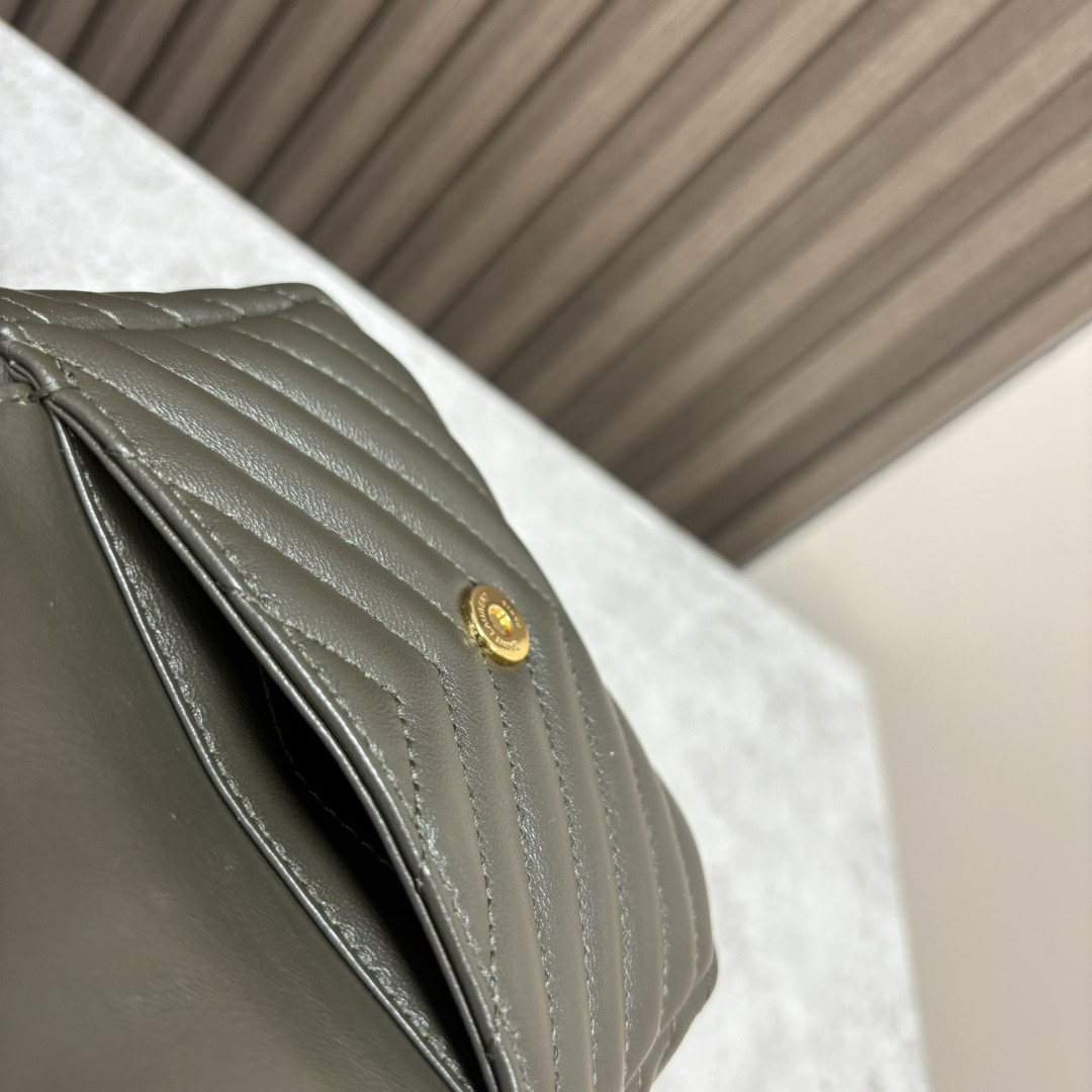 YSL MINI JOE IN LAMBSKIN 19x13x13cm