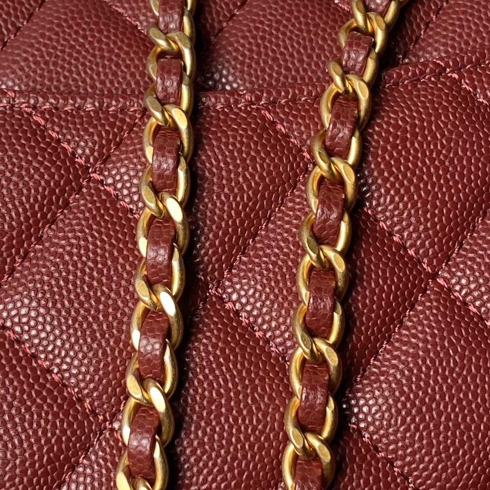 CHANEL WALLET ON CHAIN Grained Shiny Calfskin & Gold-Tone Metal 12 × 19 × 5 cm