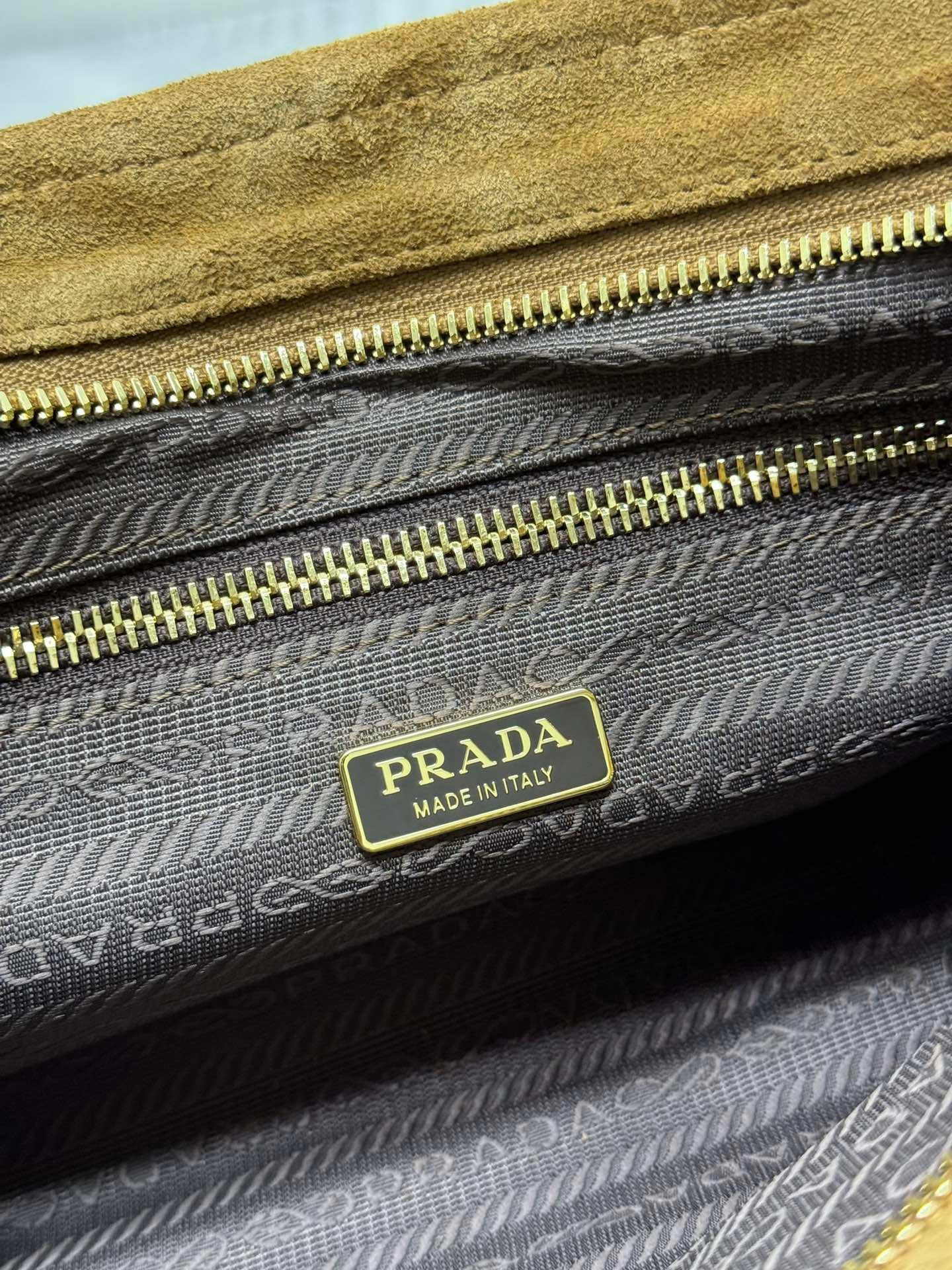 Prada Bonnie Medium Suede Handbag 32x15.5x12cm