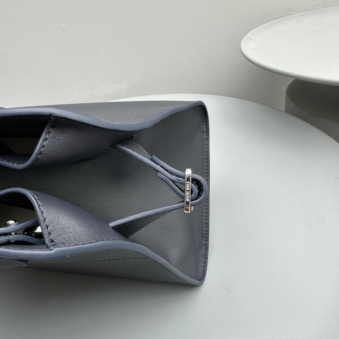 THE ROW MARGAUX 12 32x15x25cm