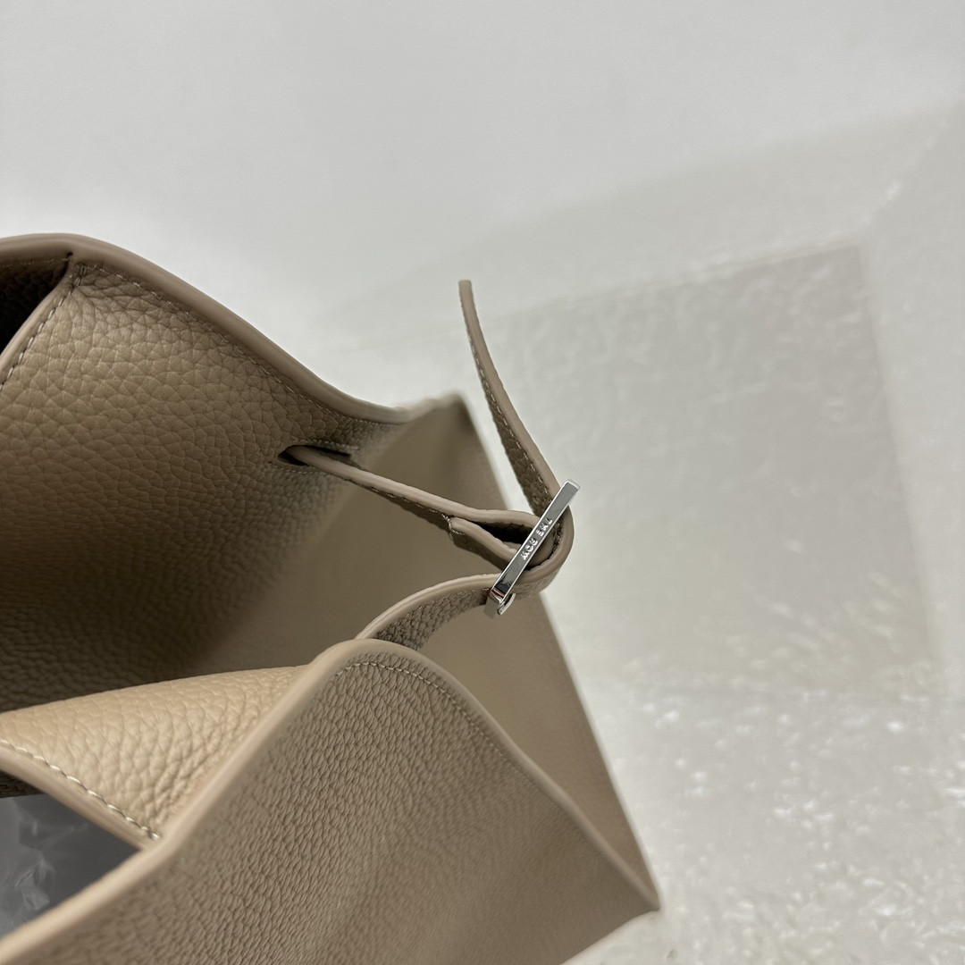 THE ROW MARGAUX 15 38.5x16x30cm