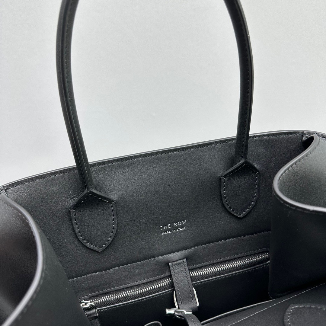 THE ROW Margaux belt 15 38.5x16x30cm